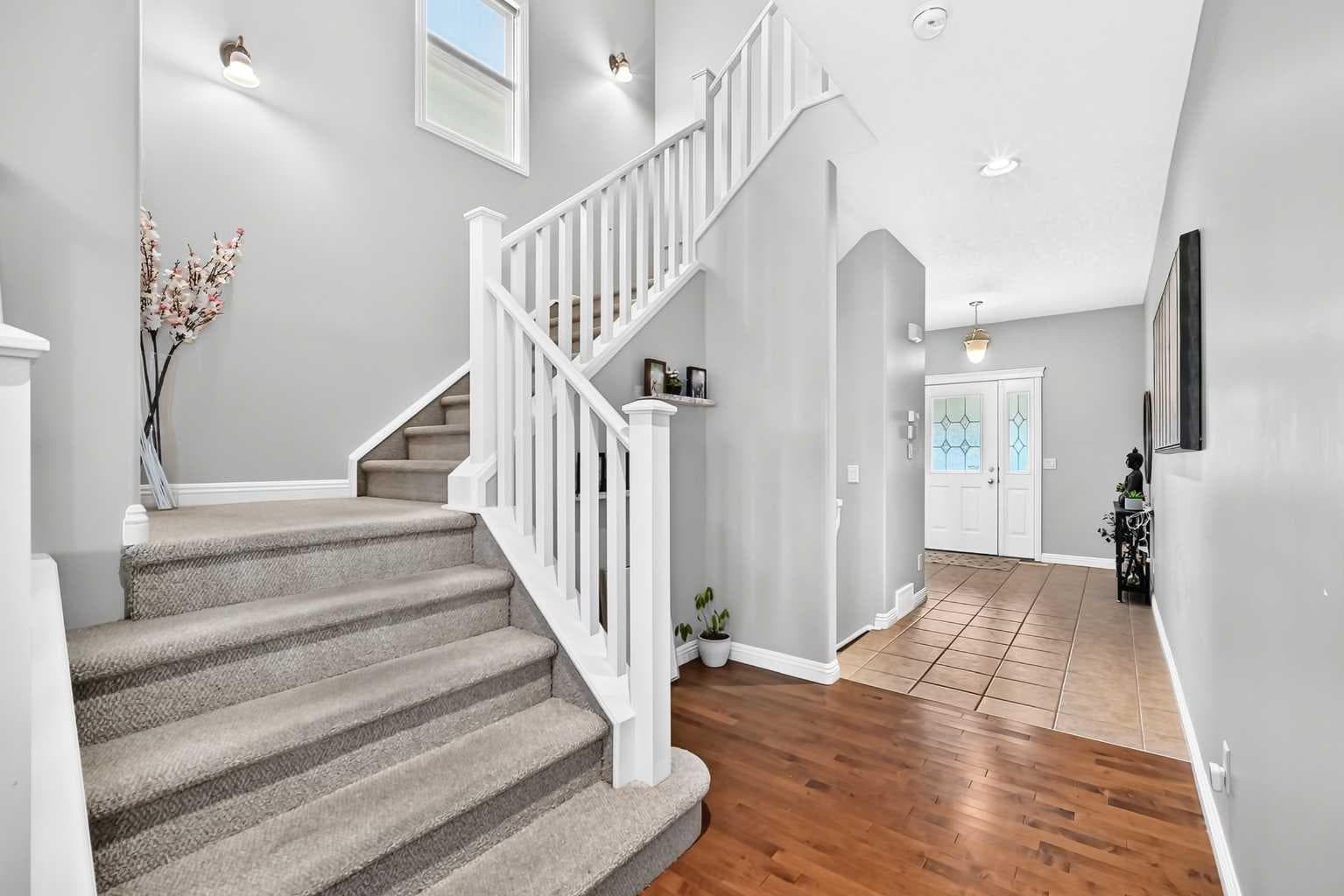 153 Cranleigh Bay SE