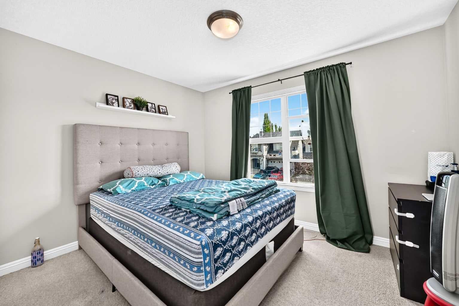 153 Cranleigh Bay SE