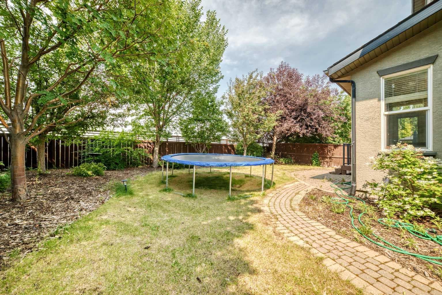 153 Cranleigh Bay SE