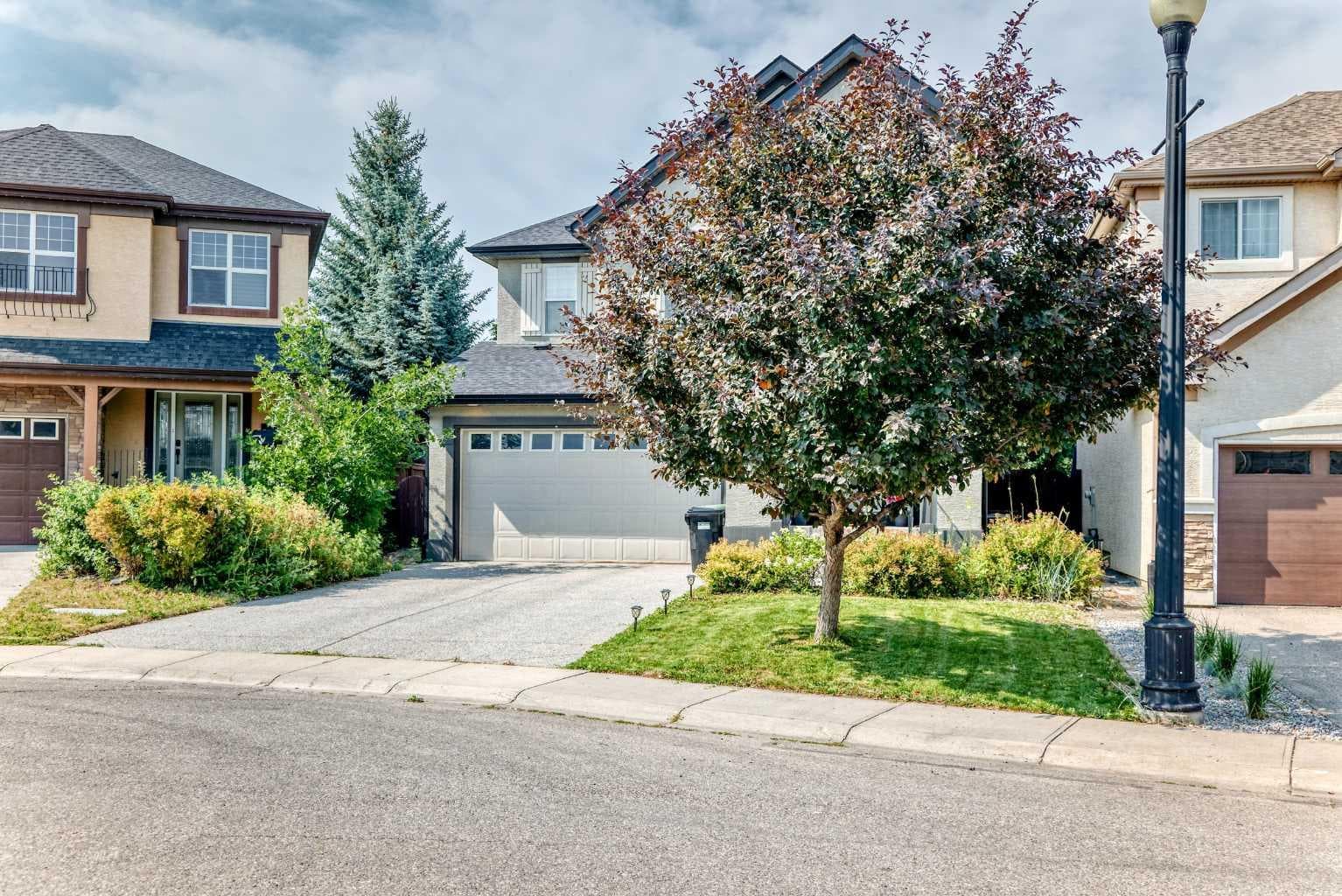 153 Cranleigh Bay SE