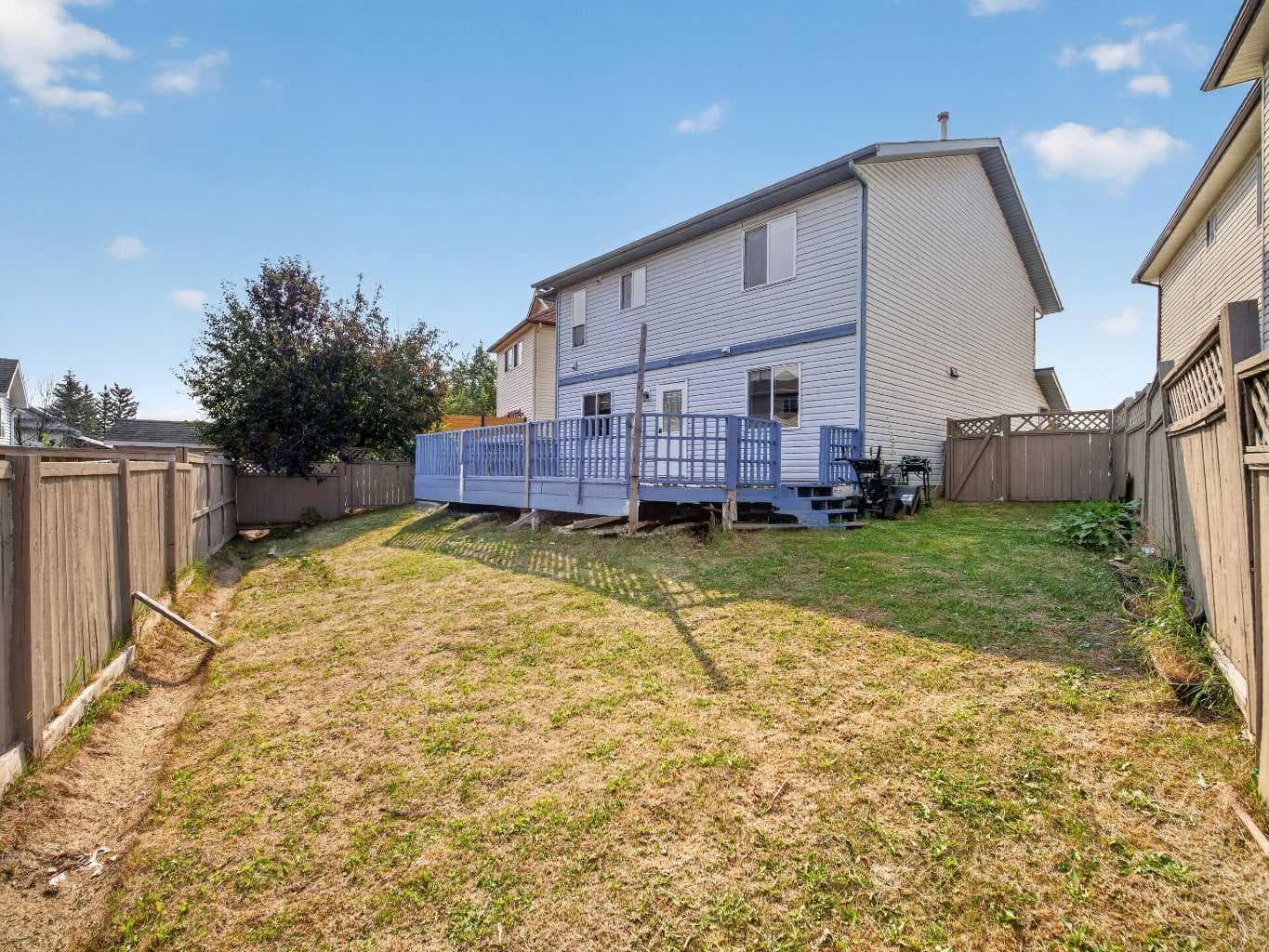 285 Fresno Place NE