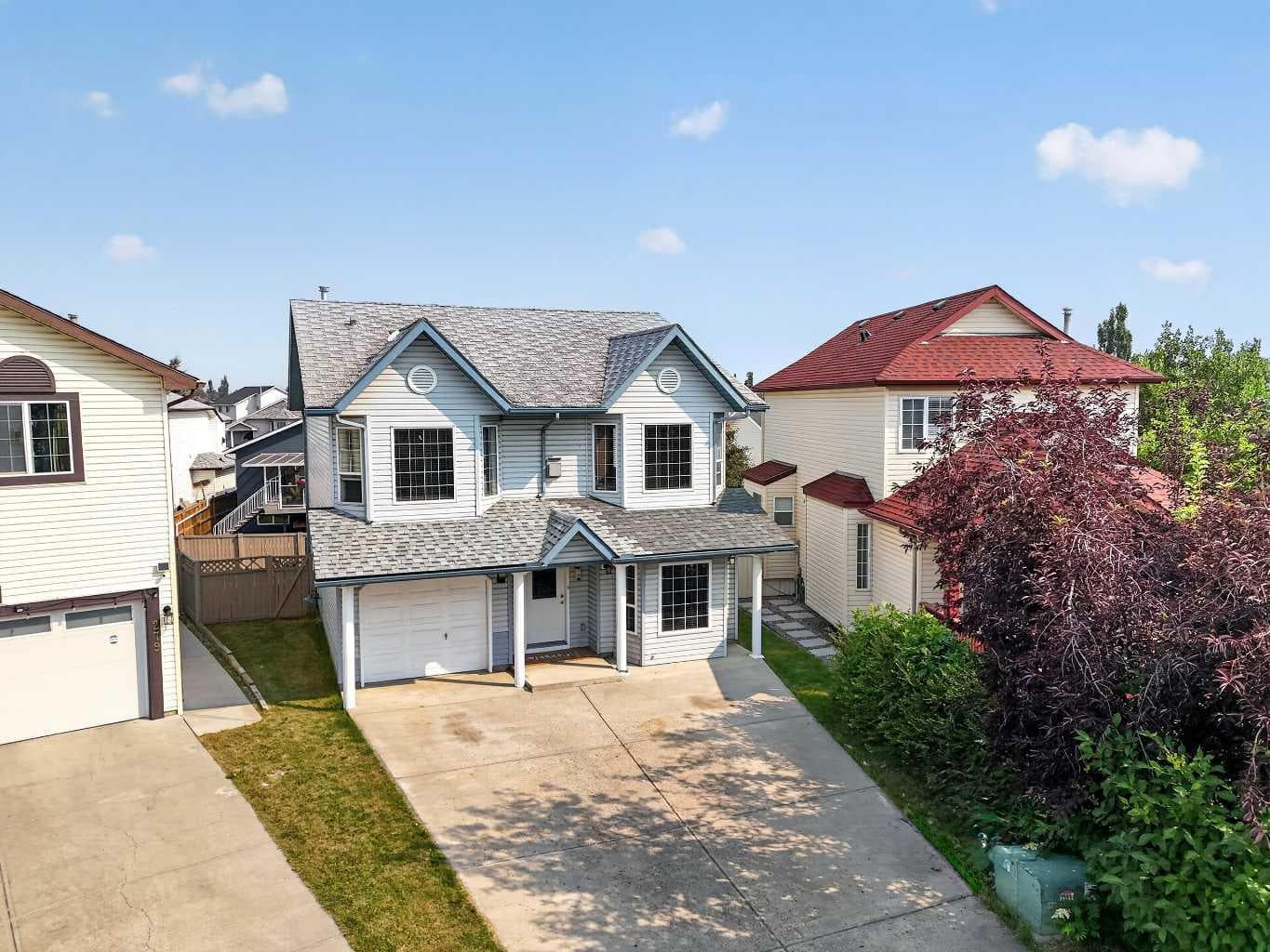 285 Fresno Place NE