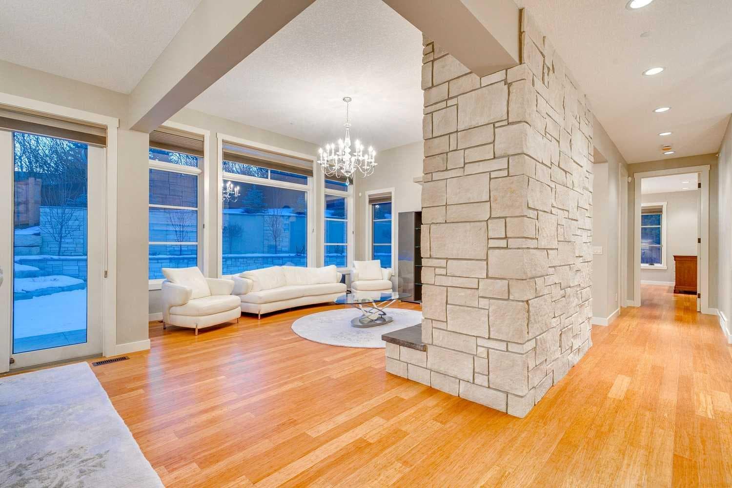 215 Patton Court SW