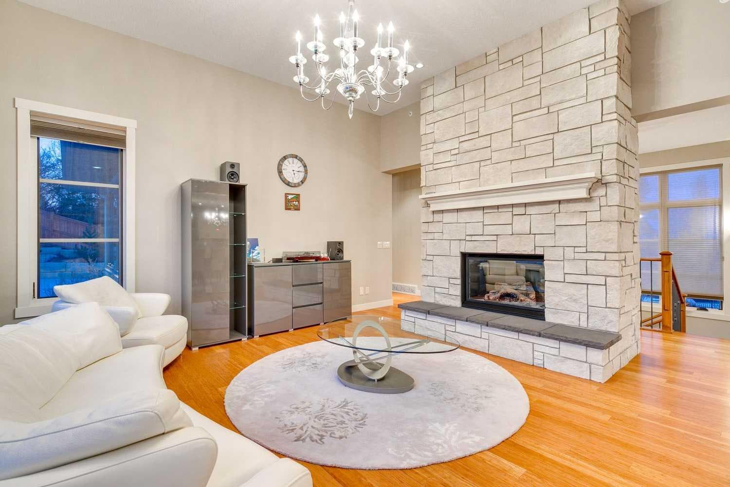 215 Patton Court SW