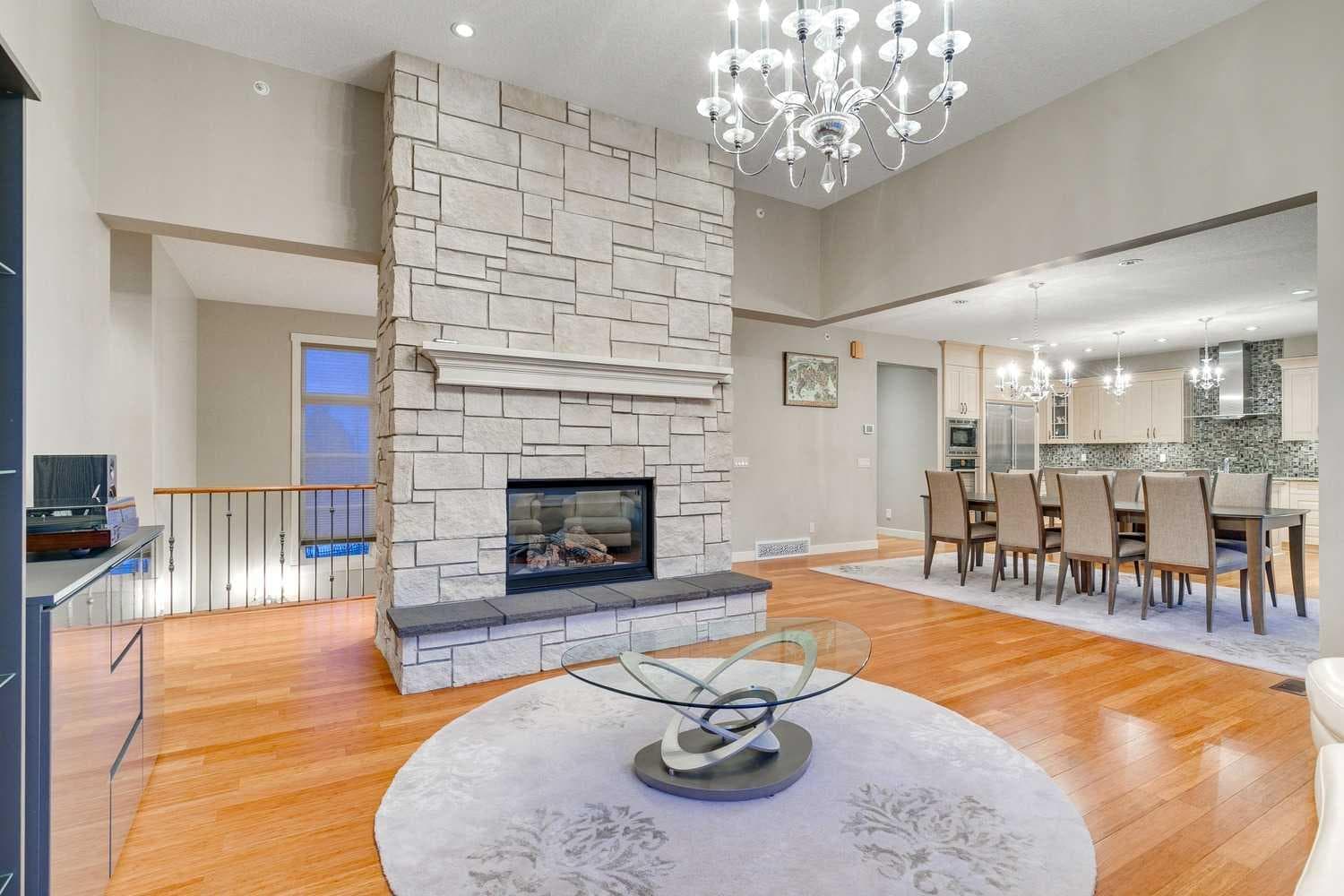 215 Patton Court SW