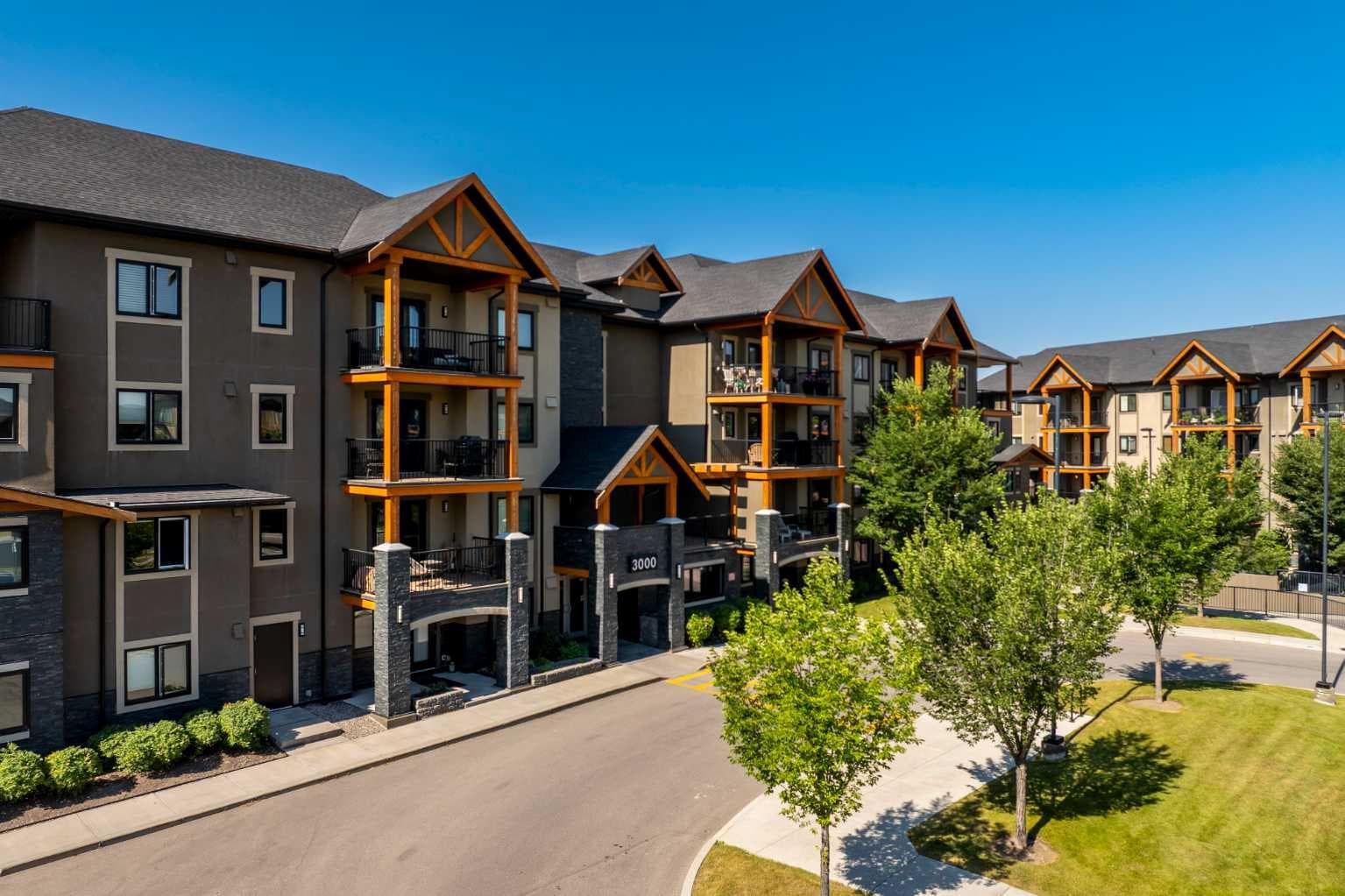 3307, 402 Kincora Glen Road NW