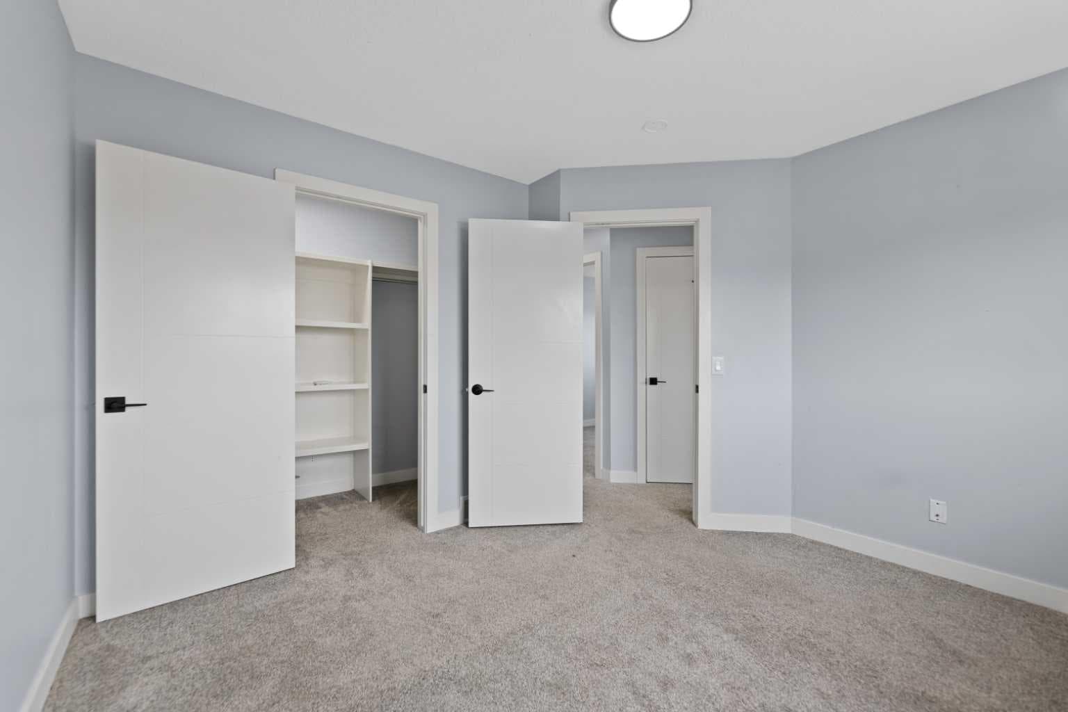 102 Martin Crossing Grove NE
