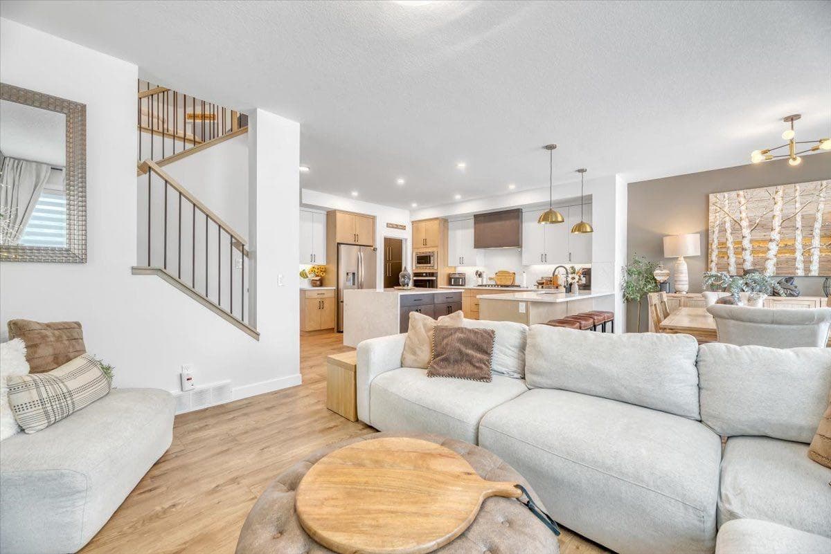 77 Versant Point SW