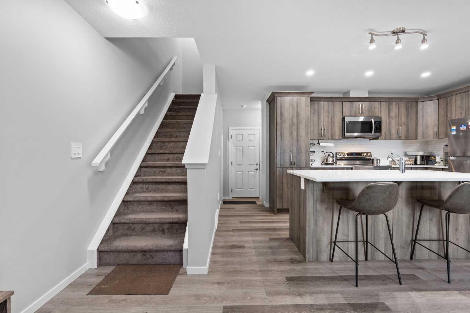 129 Yorkville Avenue SW