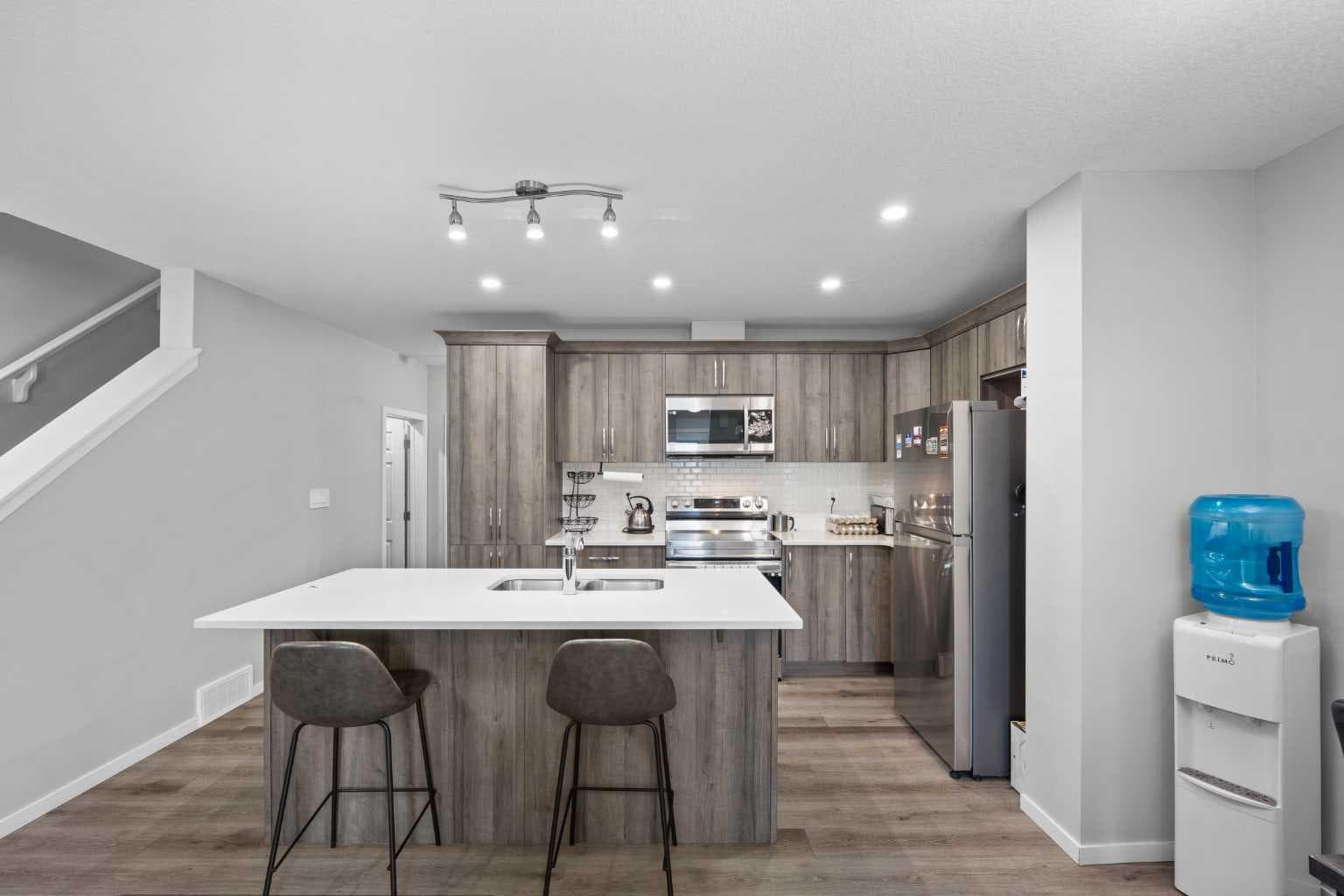129 Yorkville Avenue SW