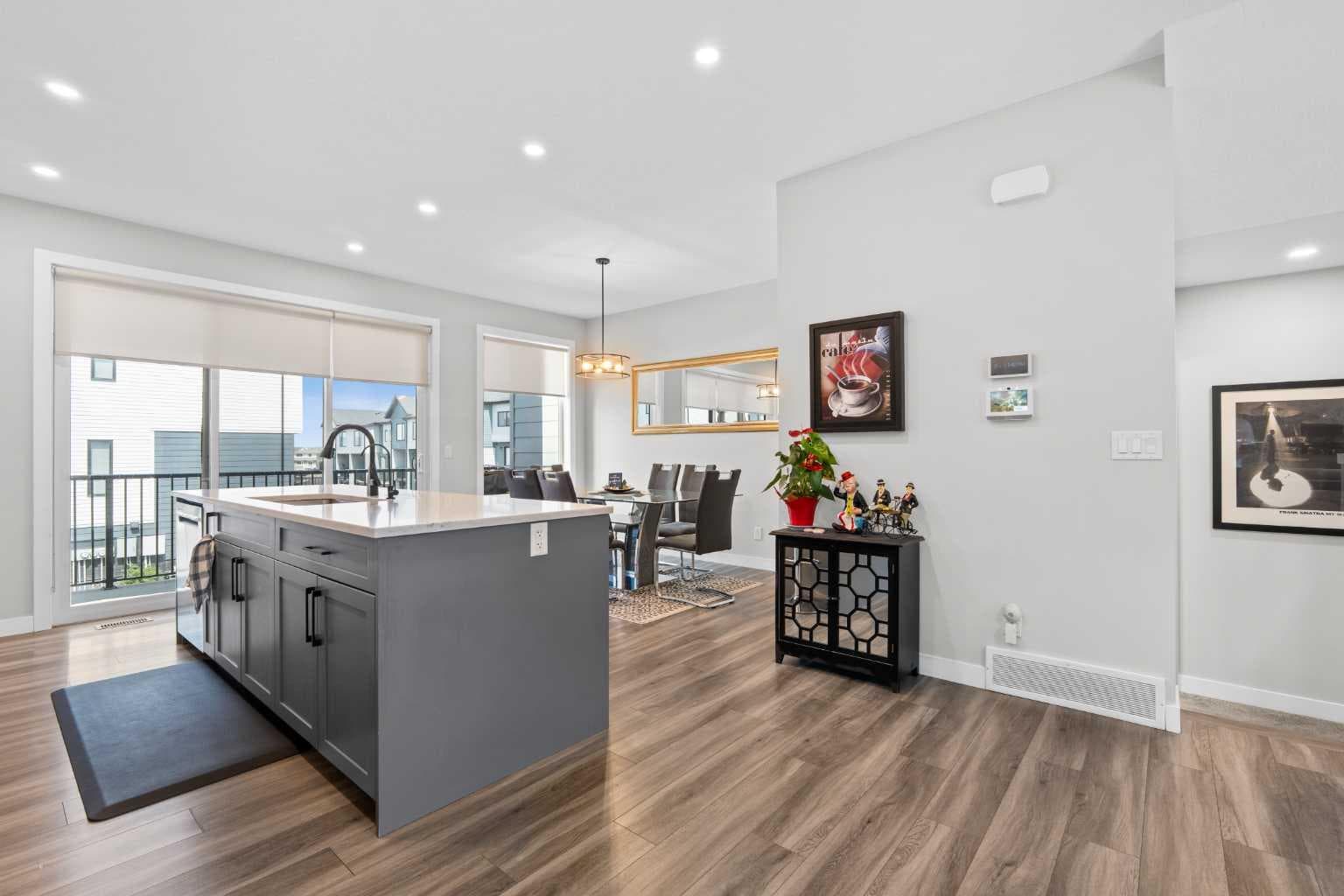32 Evanscrest Court NW