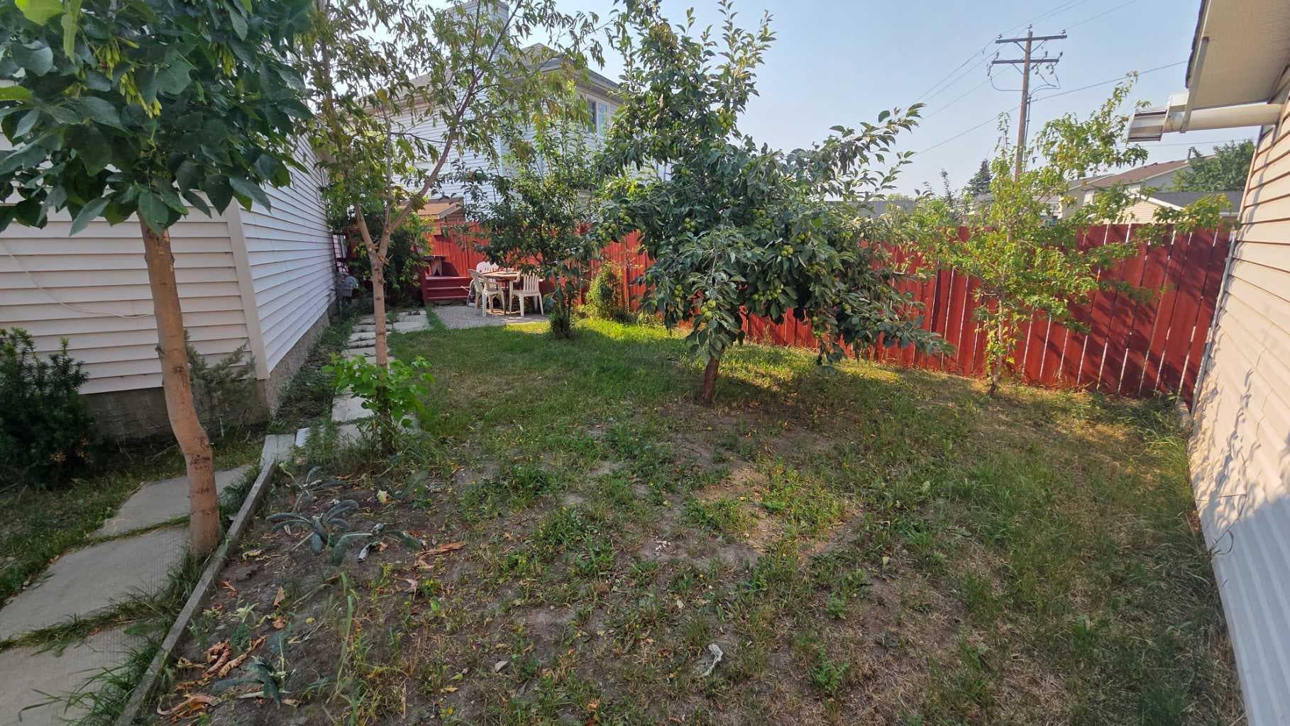 155 Applefield Close SE