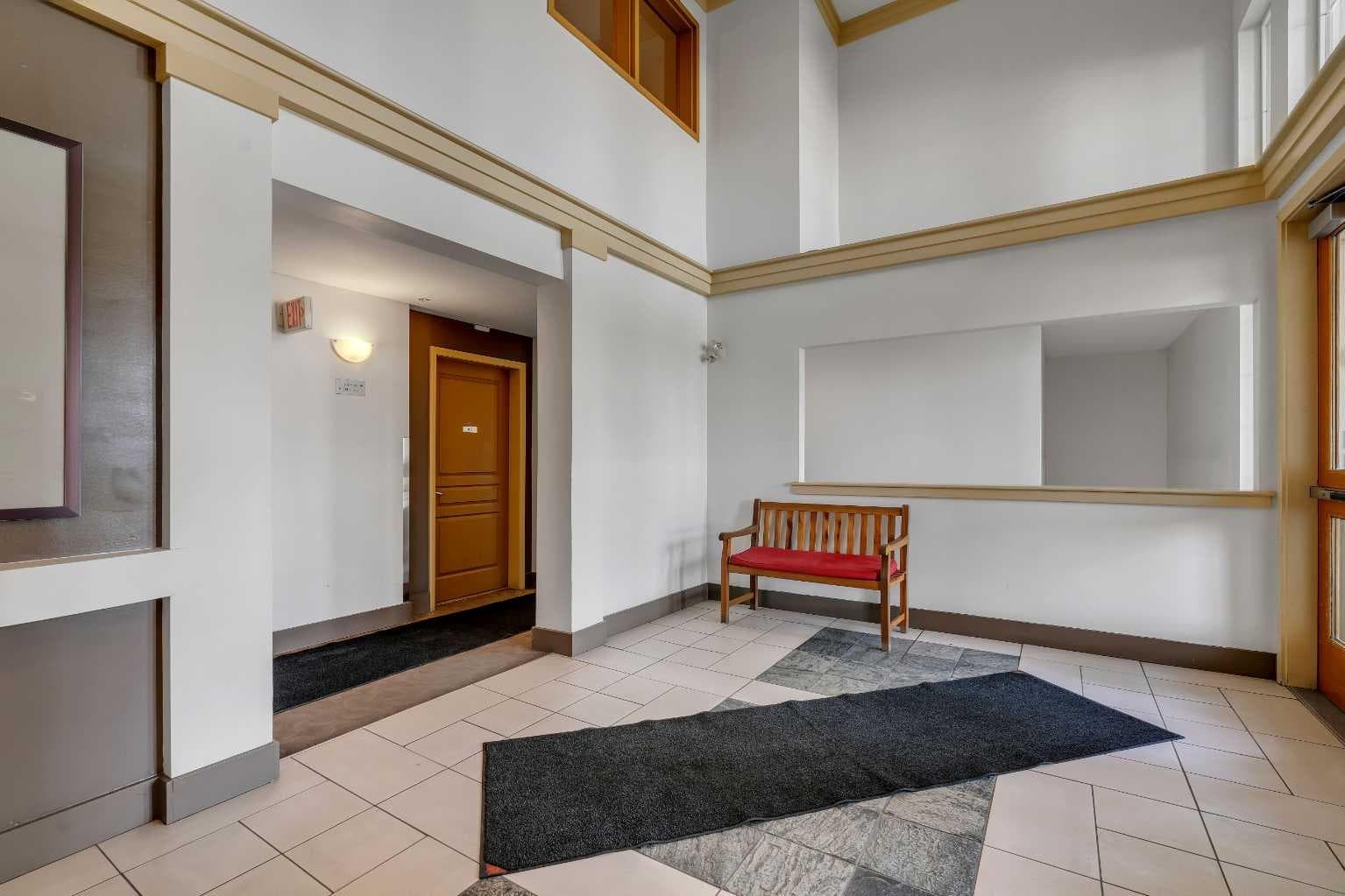 214, 5115 Richard Road SW