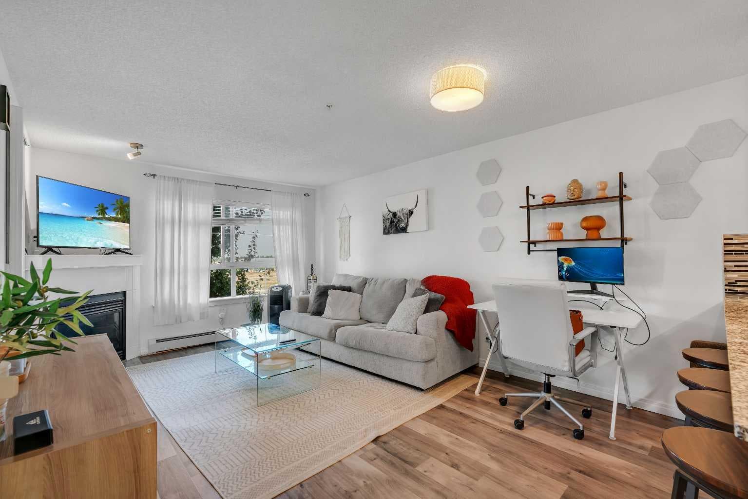 214, 5115 Richard Road SW
