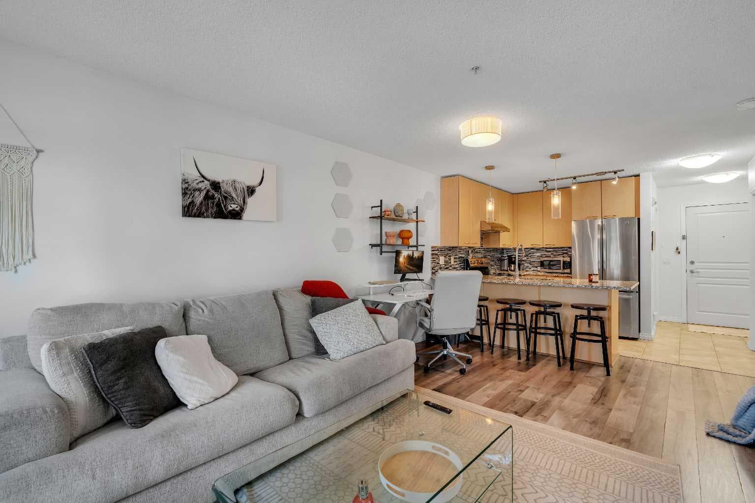 214, 5115 Richard Road SW