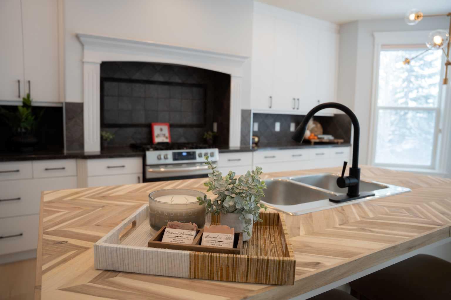 3 Strathridge Bay SW