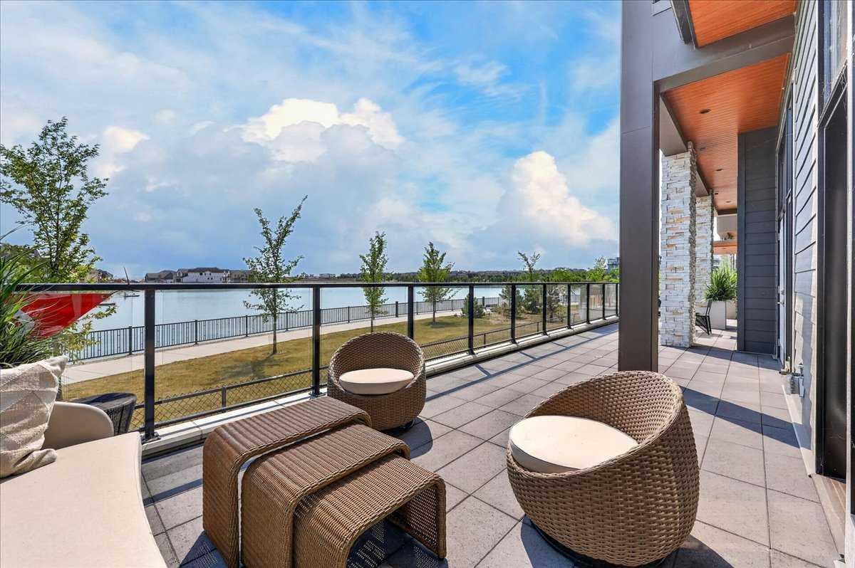 101, 150 Marina Cove SE