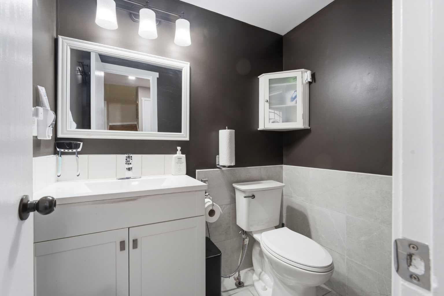 227 Abalone Place NE