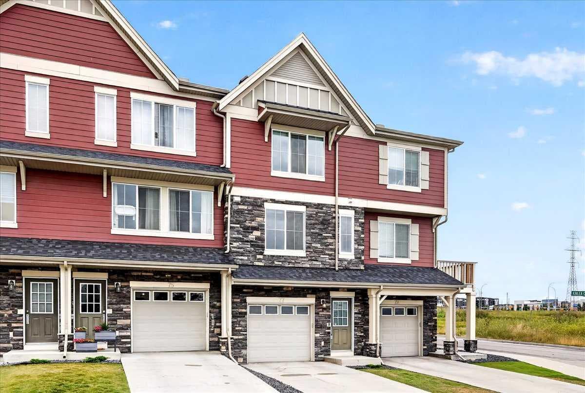 77 Kinlea Way NW