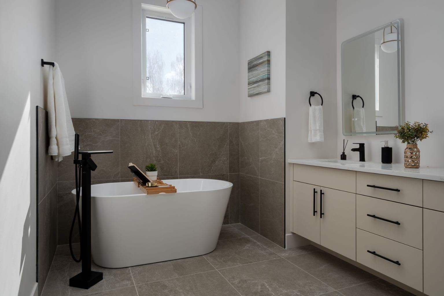 2229 36 Street SW