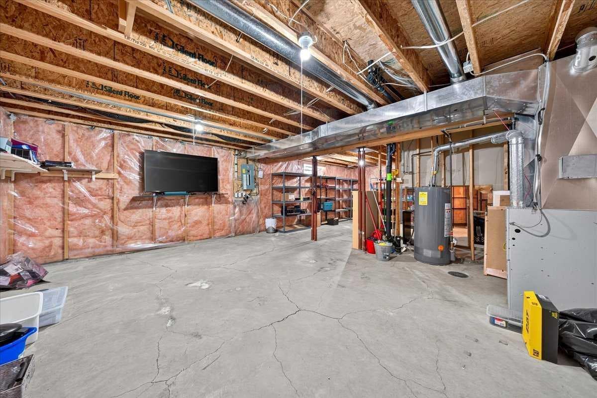 74 Anaheim Gardens NE