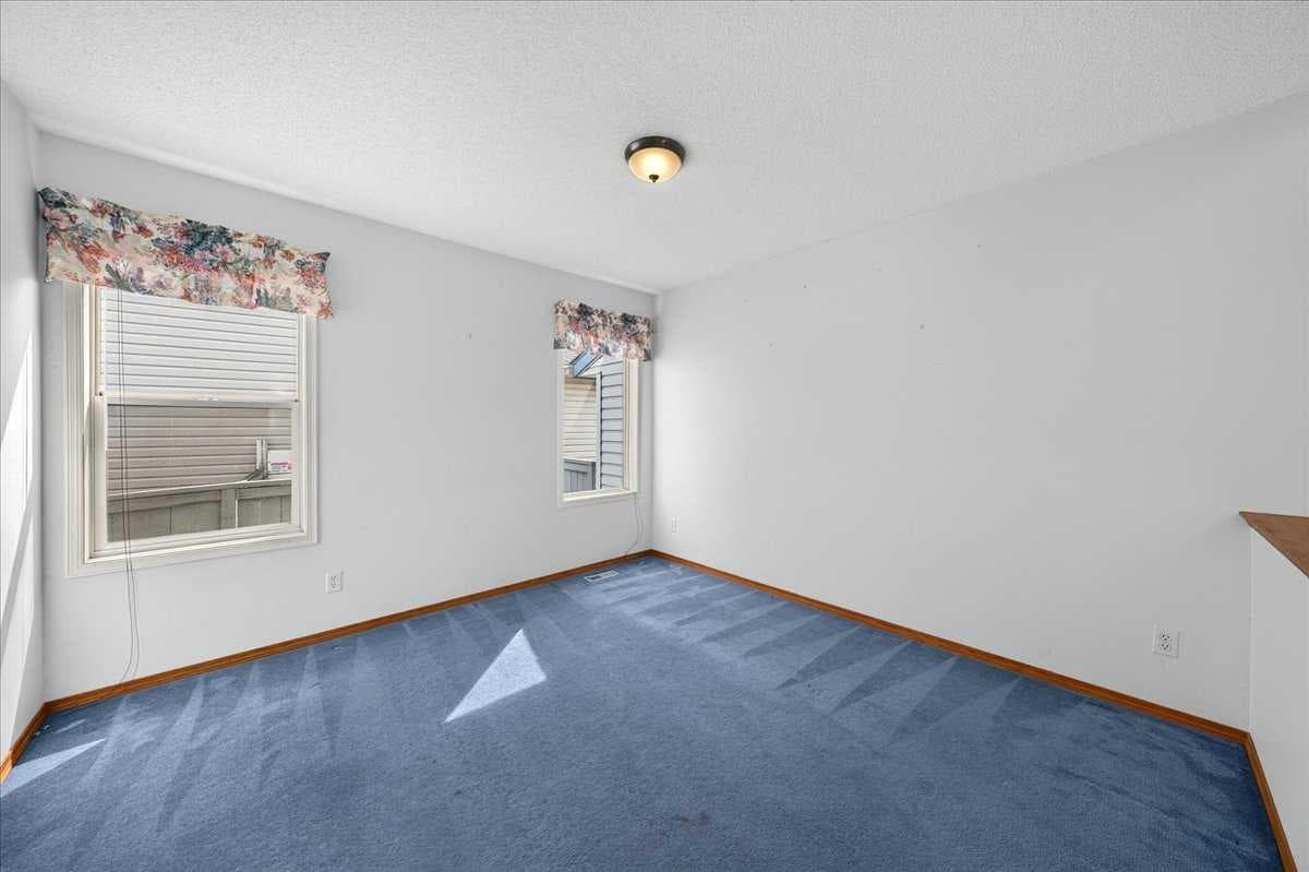 74 Anaheim Gardens NE