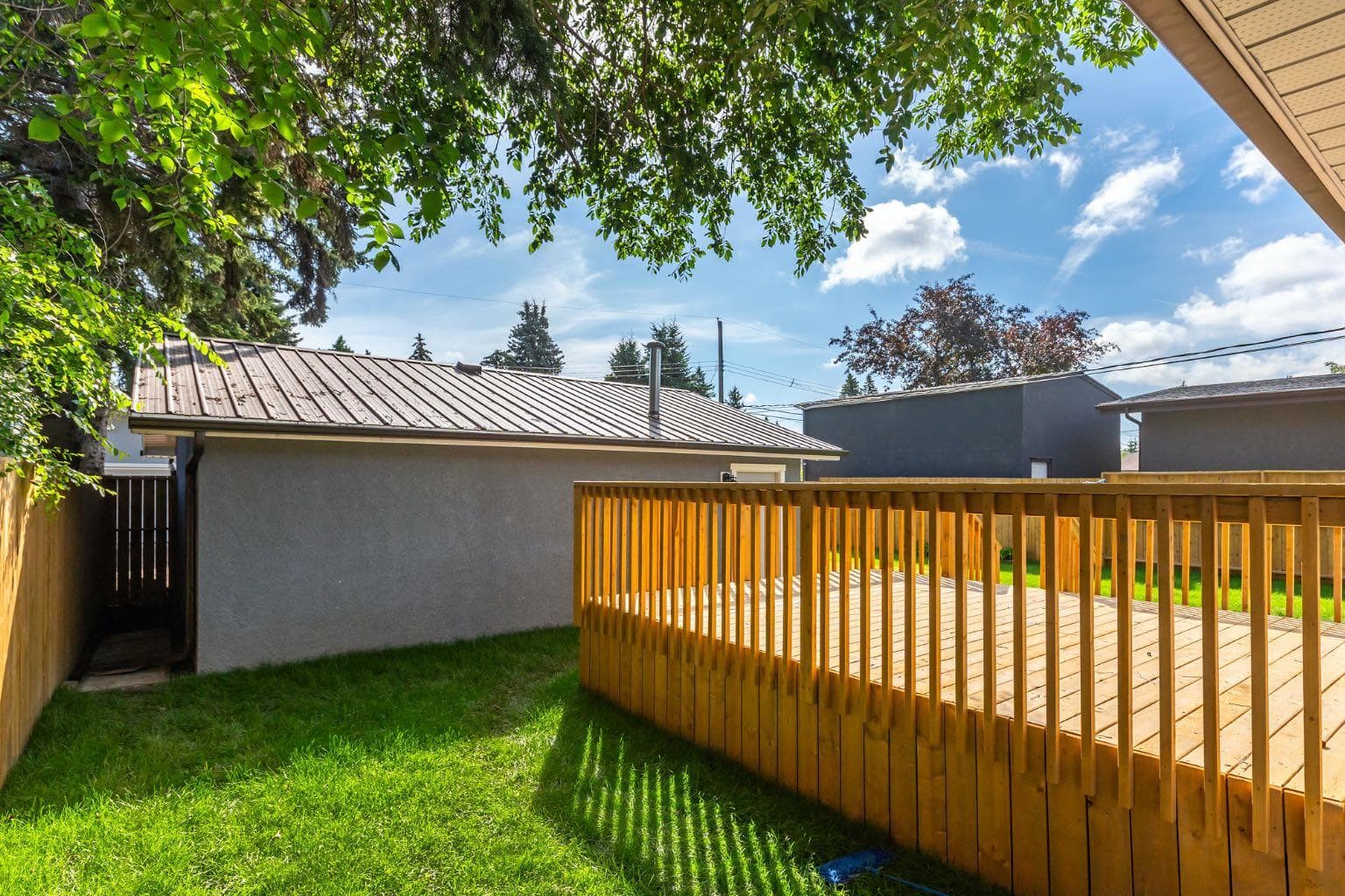 9608 5 Street SE