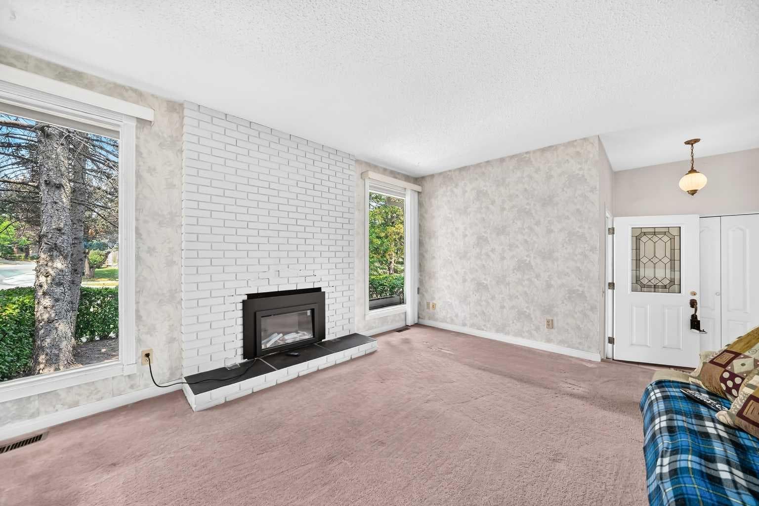 6437 Coach Hill Road SW