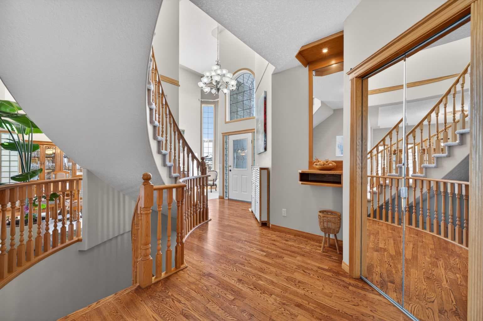 359 Rocky Ridge Drive NW