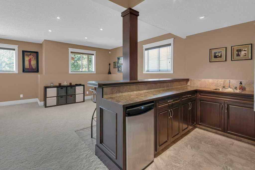 9 Tanner Close SE