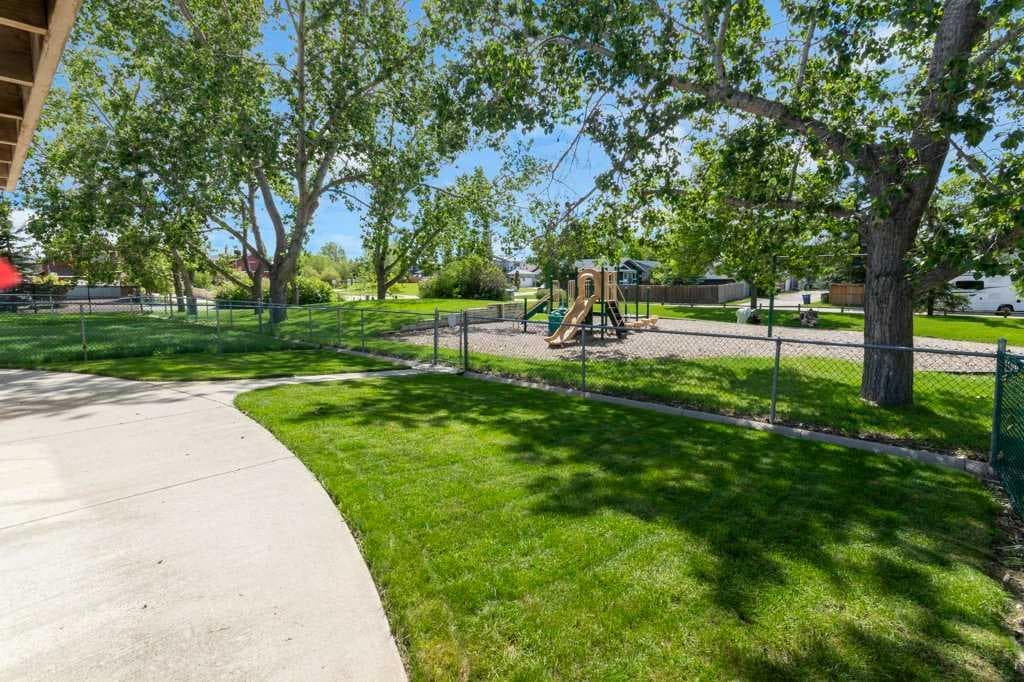 9 Tanner Close SE