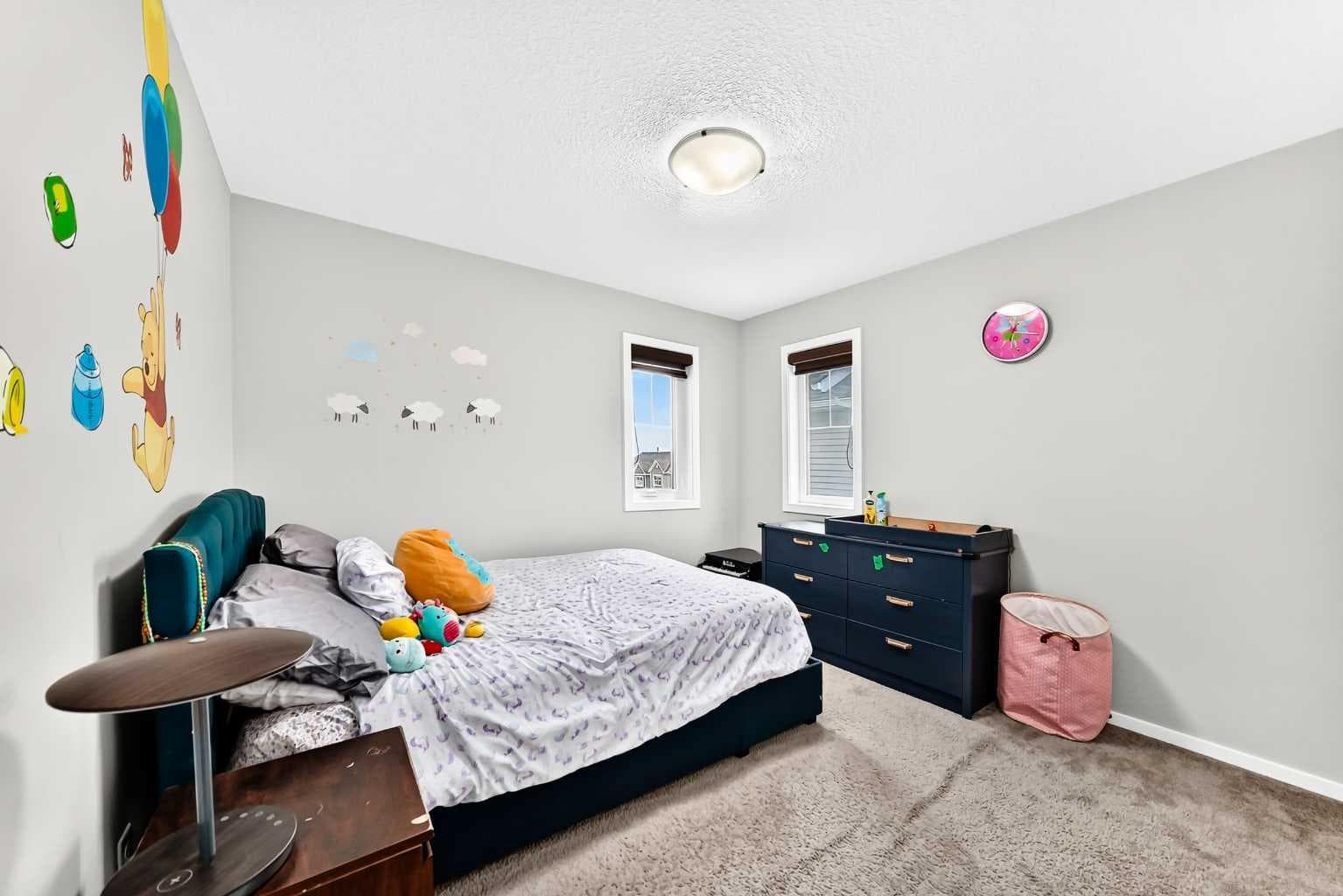 296 Nolancrest Heights NW