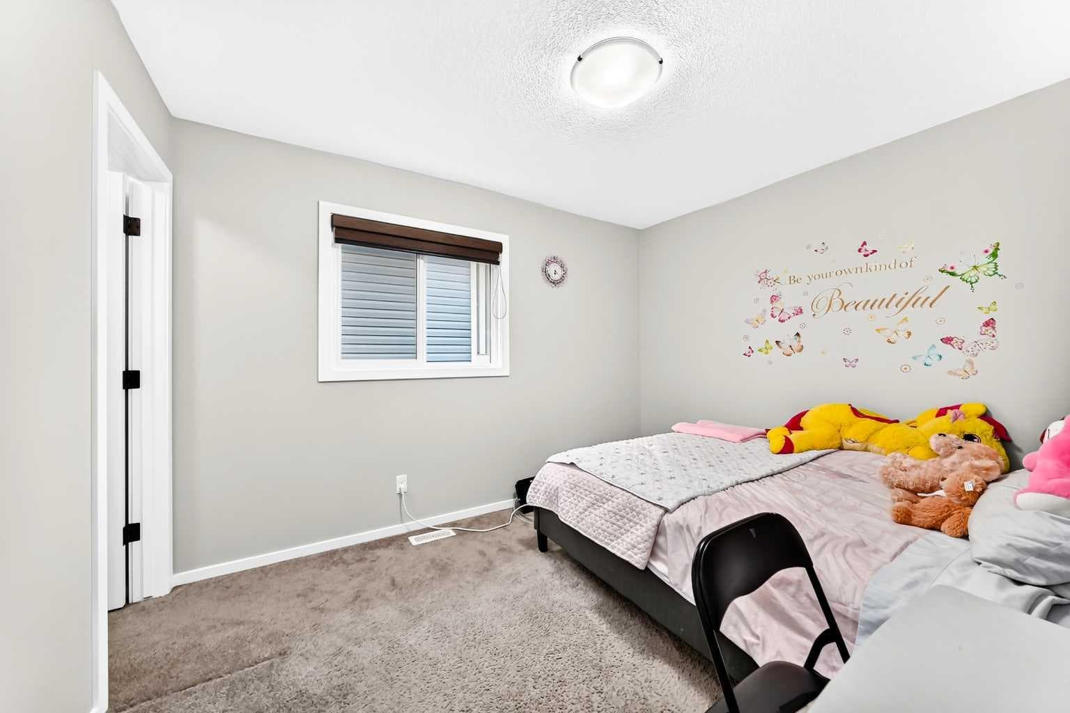 296 Nolancrest Heights NW