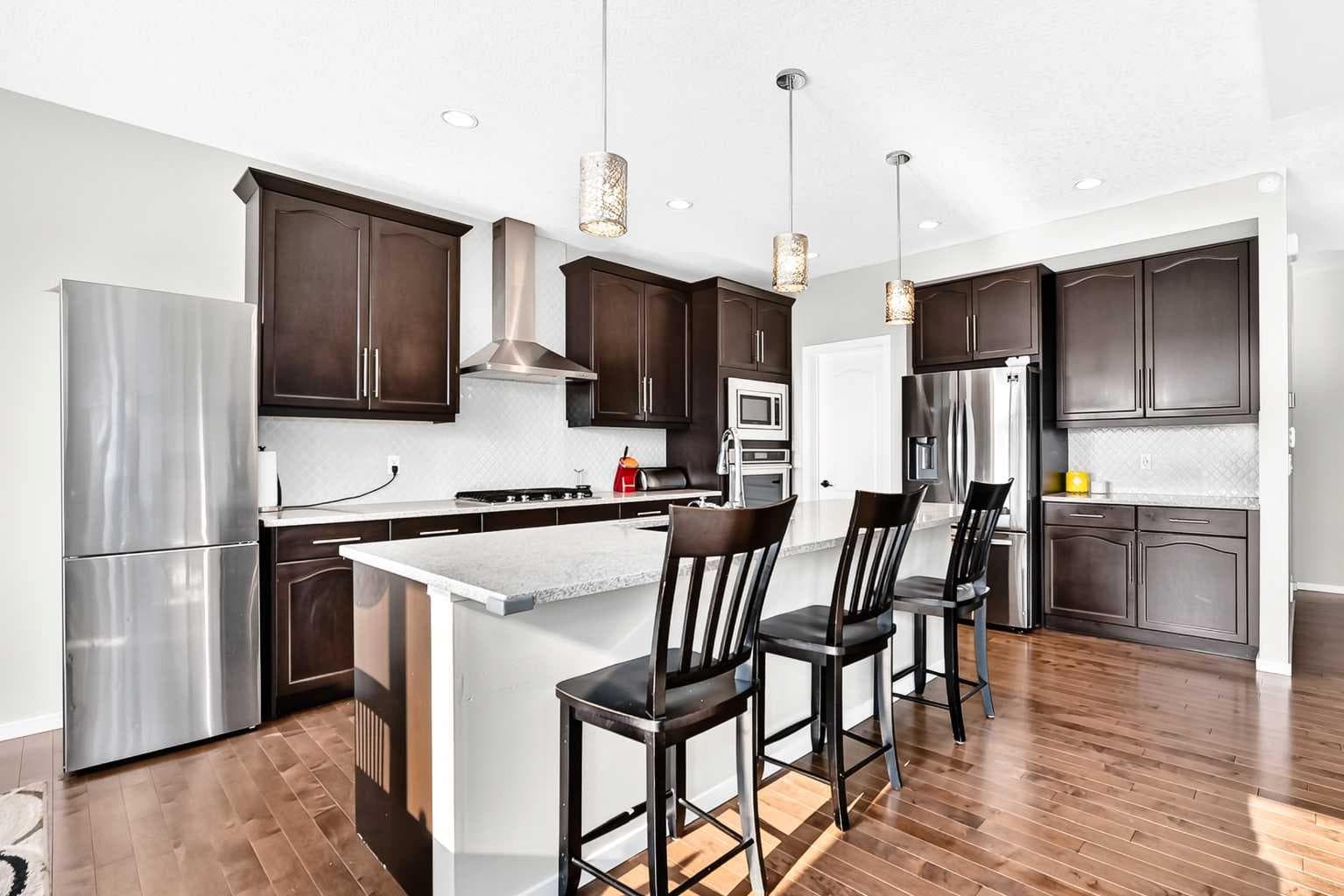 296 Nolancrest Heights NW