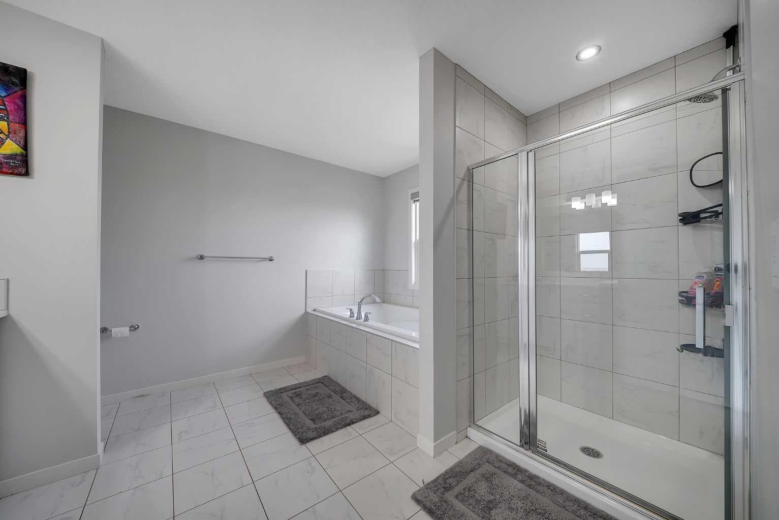 132 Howse Crescent NE