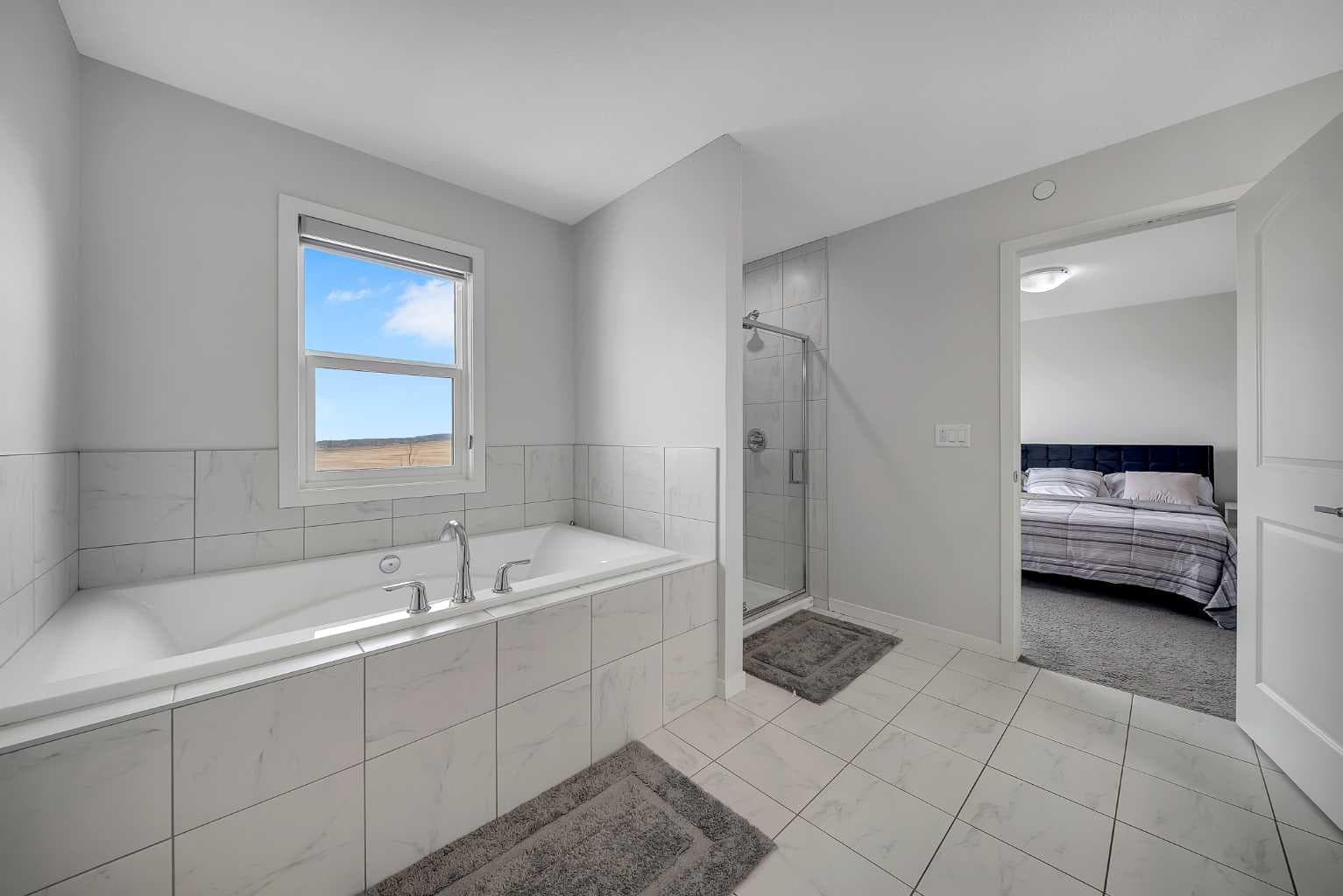 132 Howse Crescent NE
