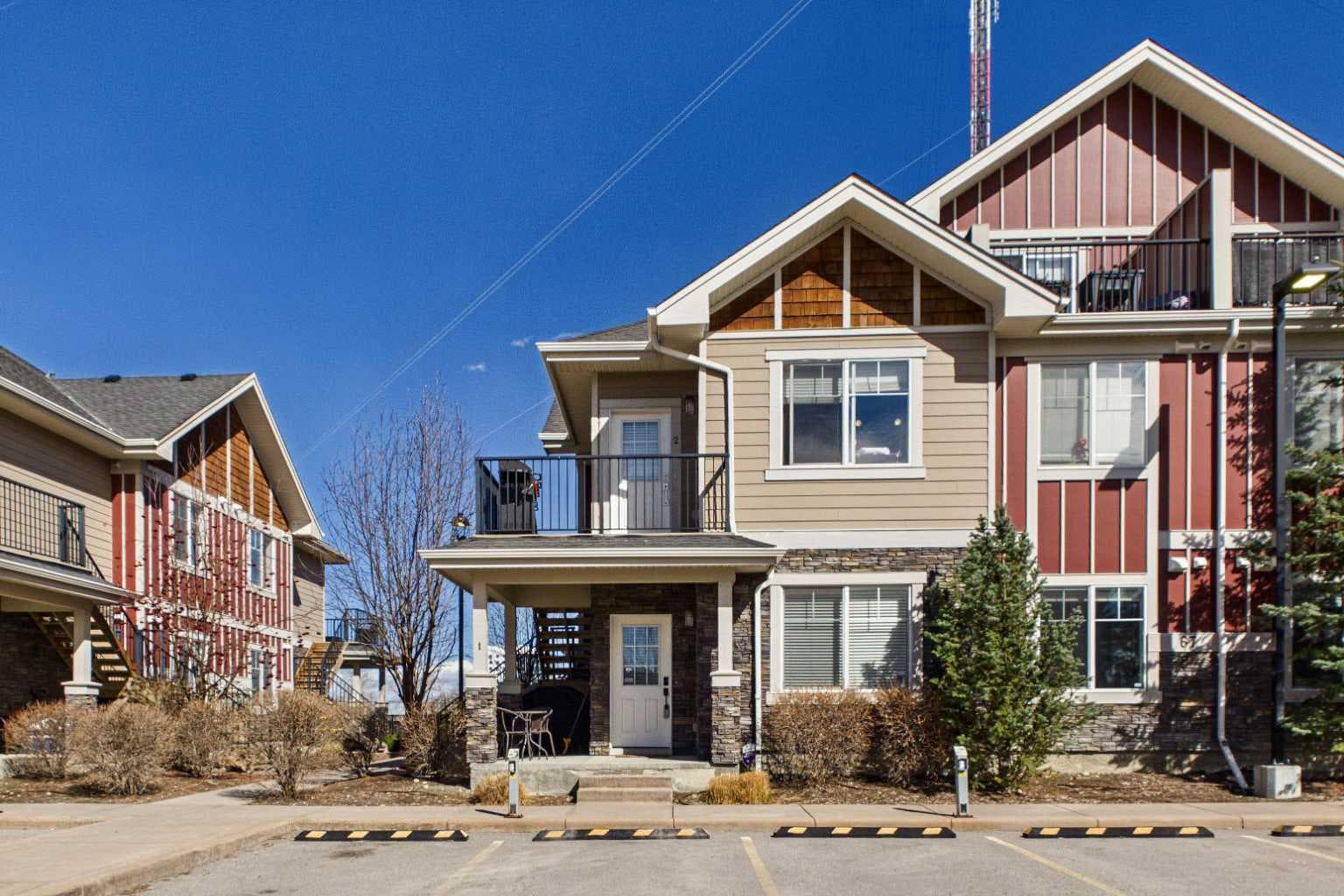 1, 67 West Coach Manor SW