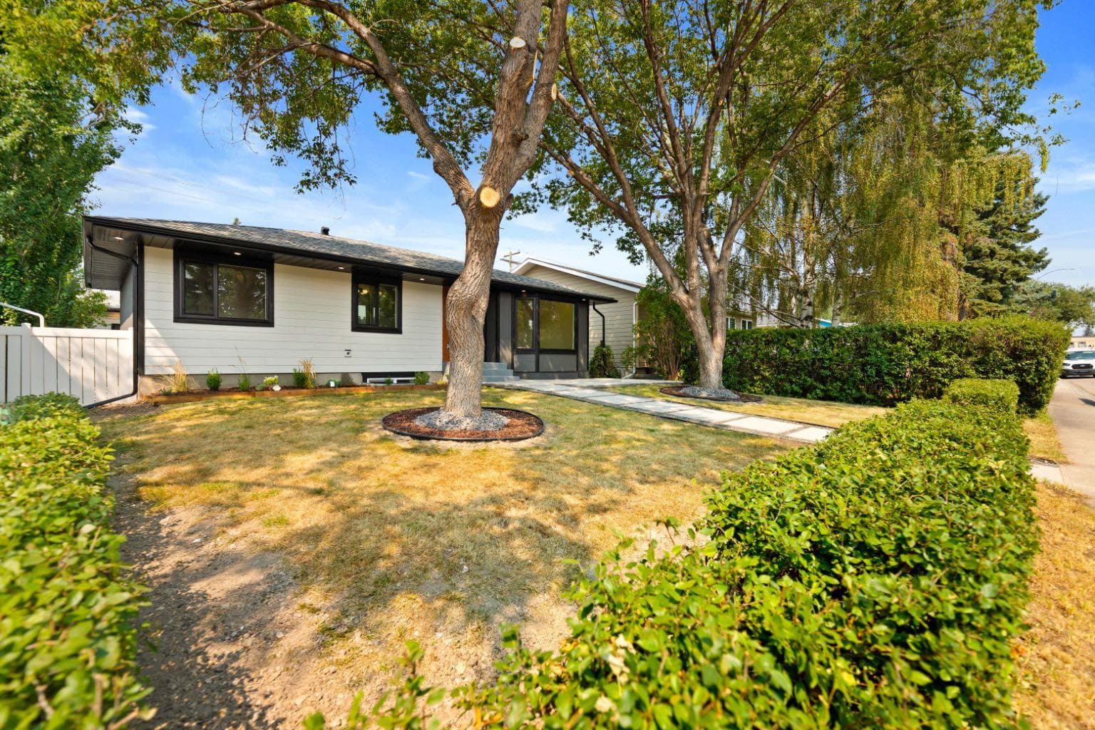 439 Arlington Drive SE