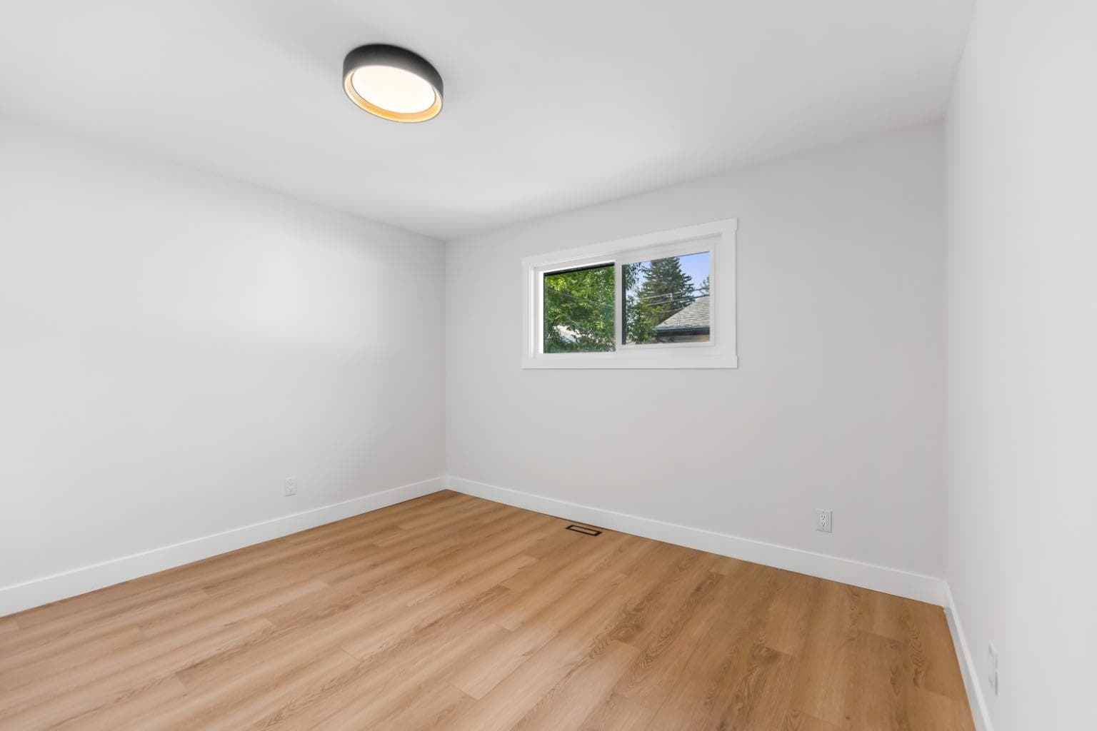 439 Arlington Drive SE