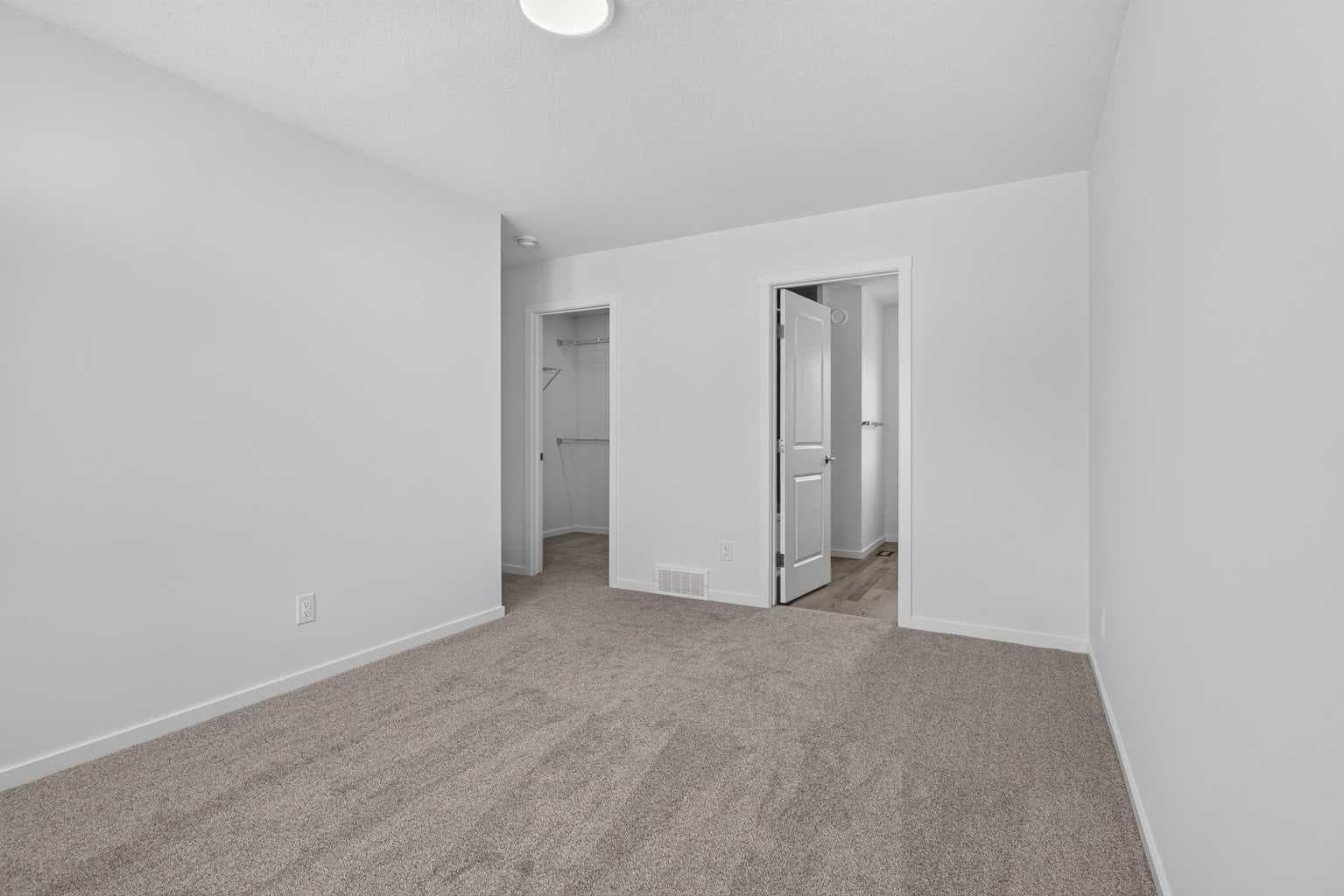 110 Yorkstone Villas SW