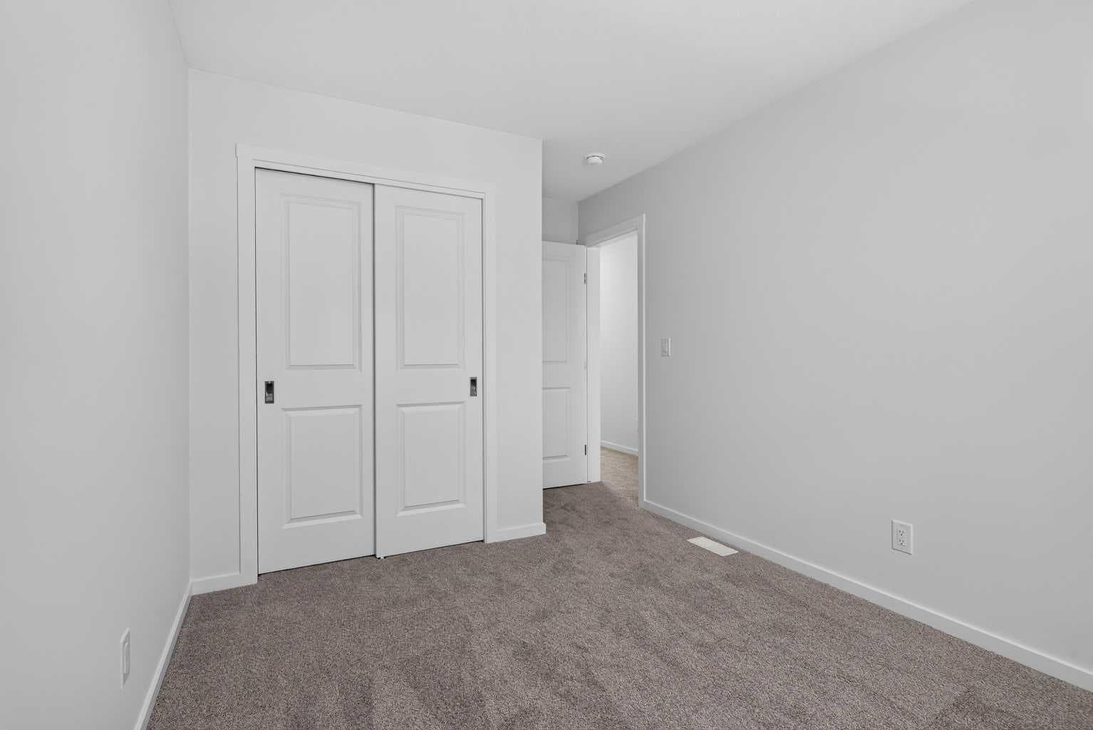110 Yorkstone Villas SW
