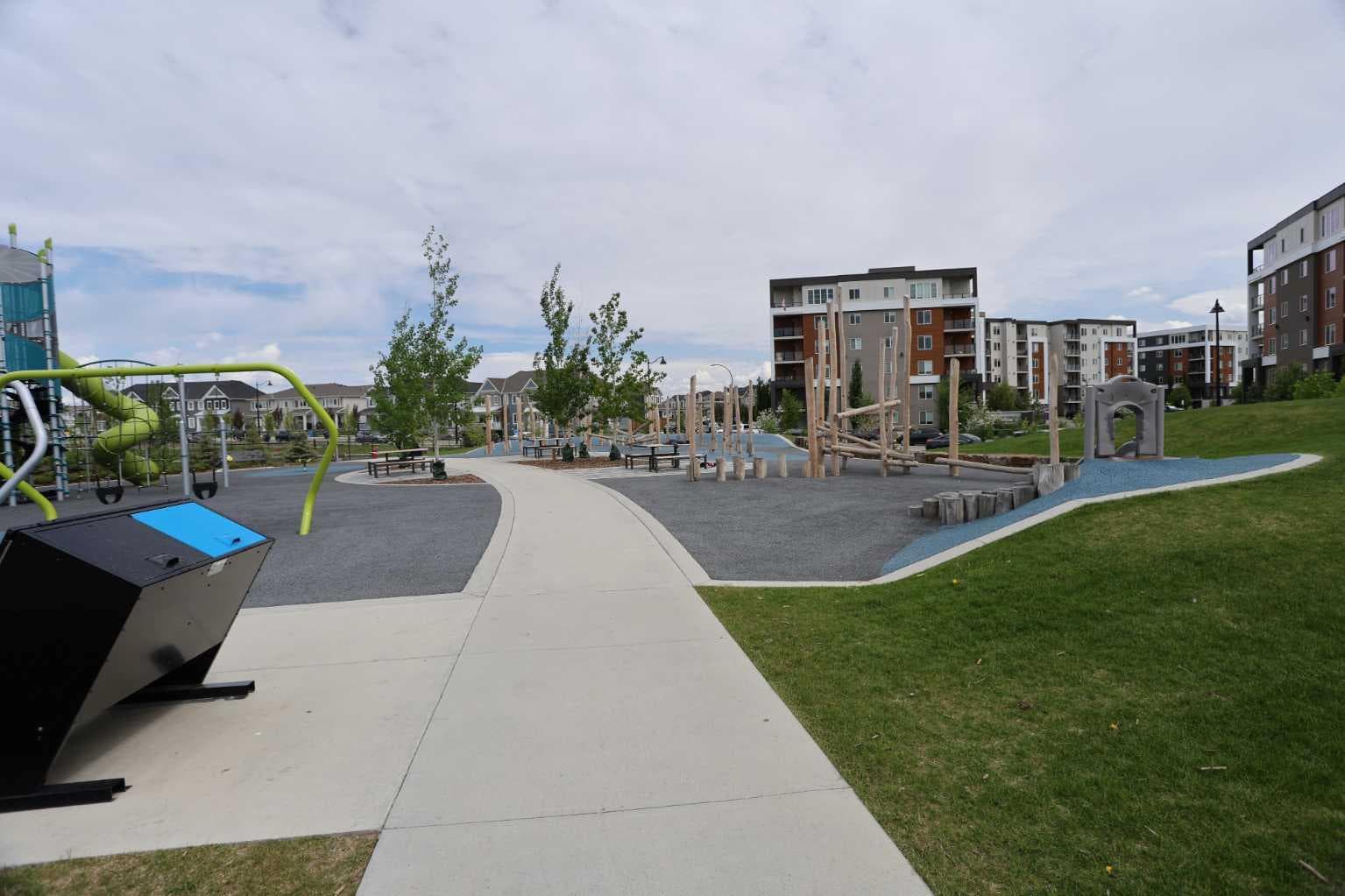 110 Yorkstone Villas SW