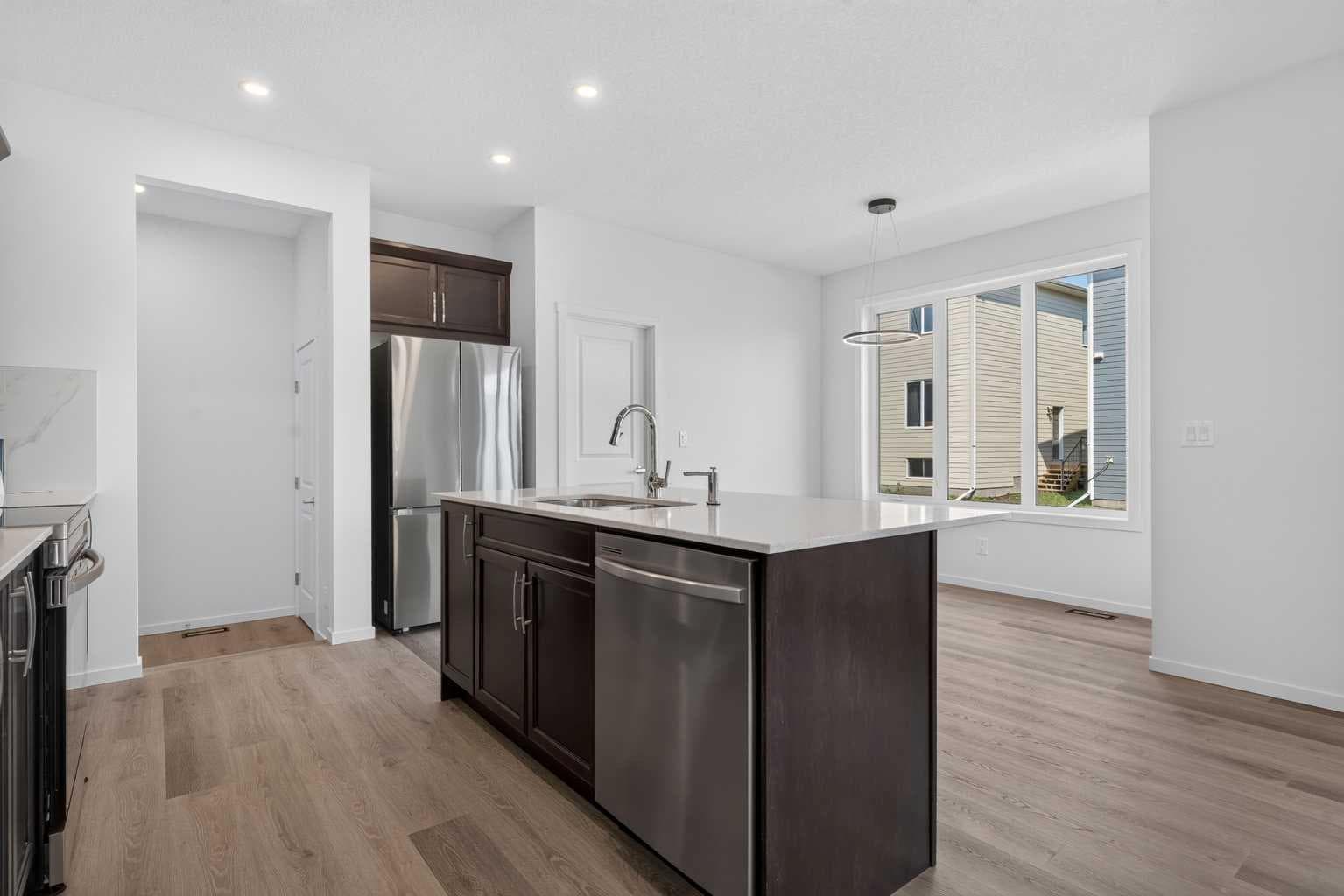110 Yorkstone Villas SW