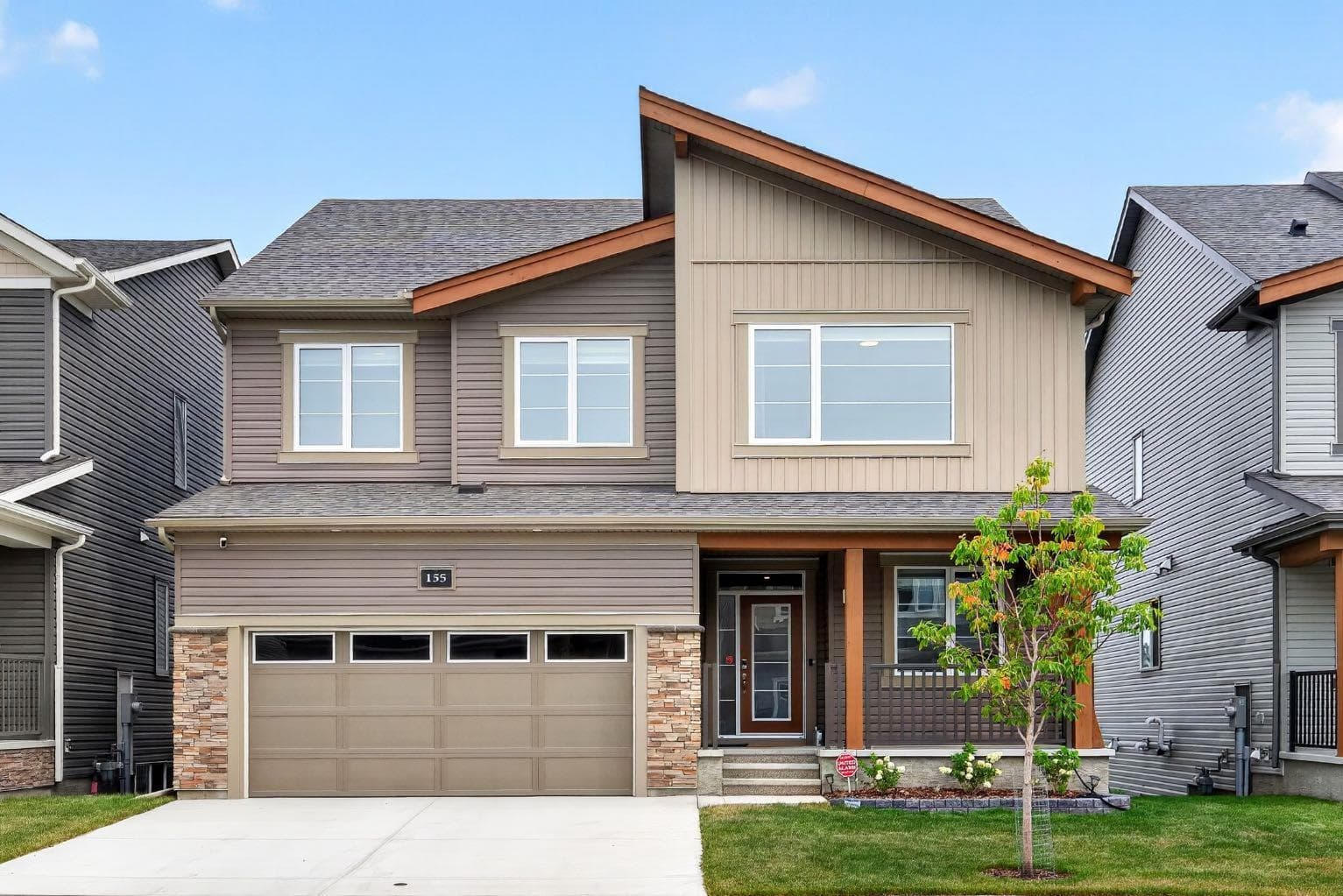 155 Carringford View NW