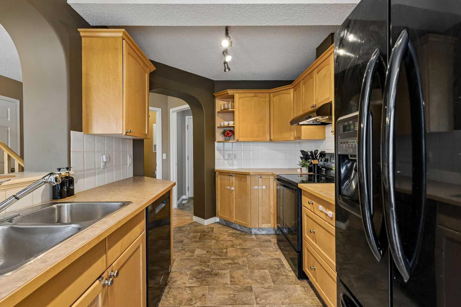 10, 117 Bow Ridge Drive 