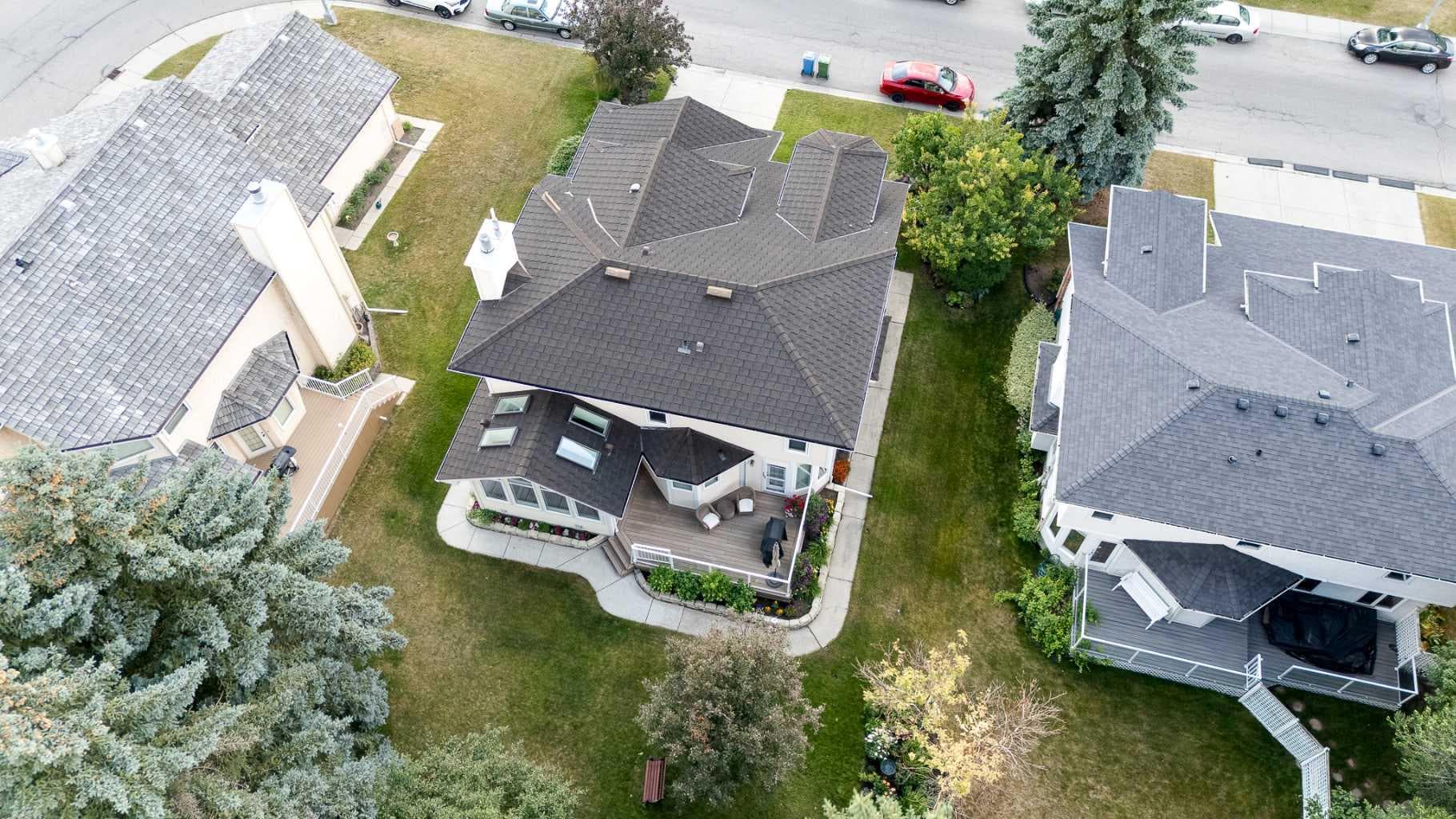 22 Varsity Estates View NW