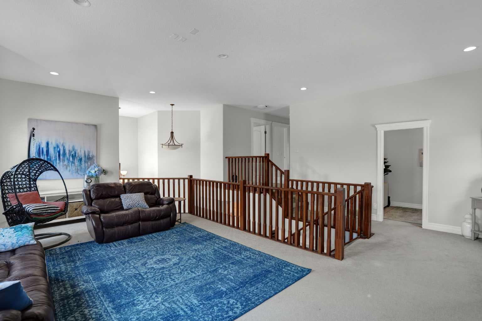 45 Sherwood View NW
