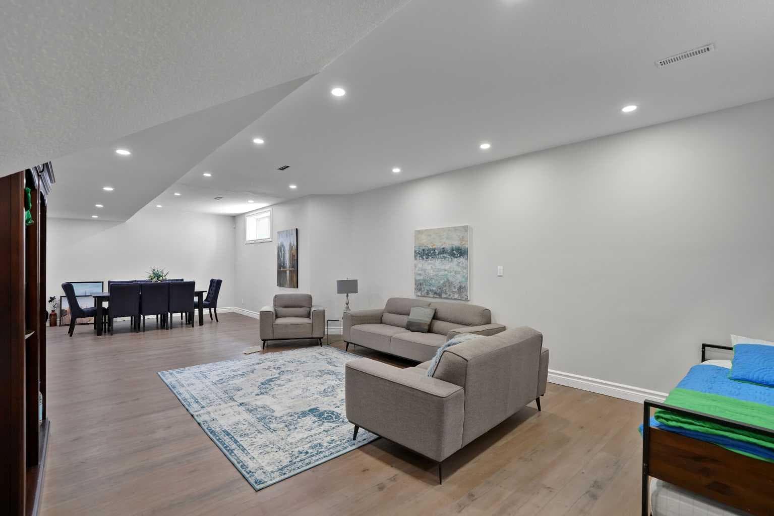 45 Sherwood View NW