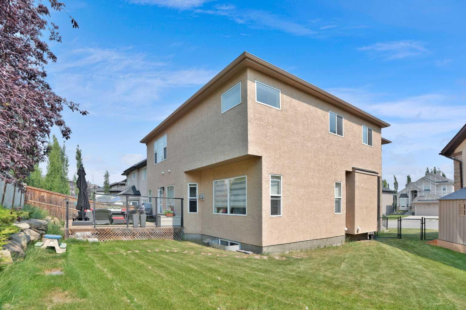 45 Sherwood View NW