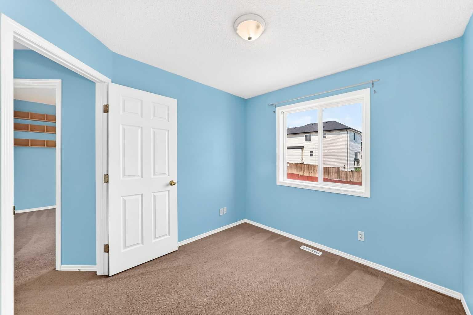 76 Coville Close NE